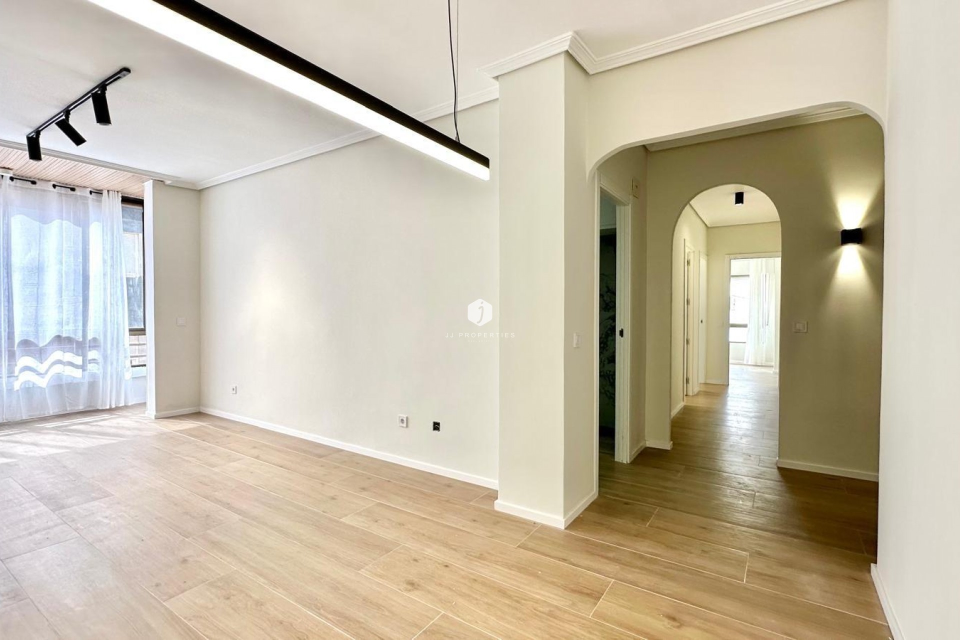 Aus zweiter Hand - Wohnung -
Torrevieja - Centro