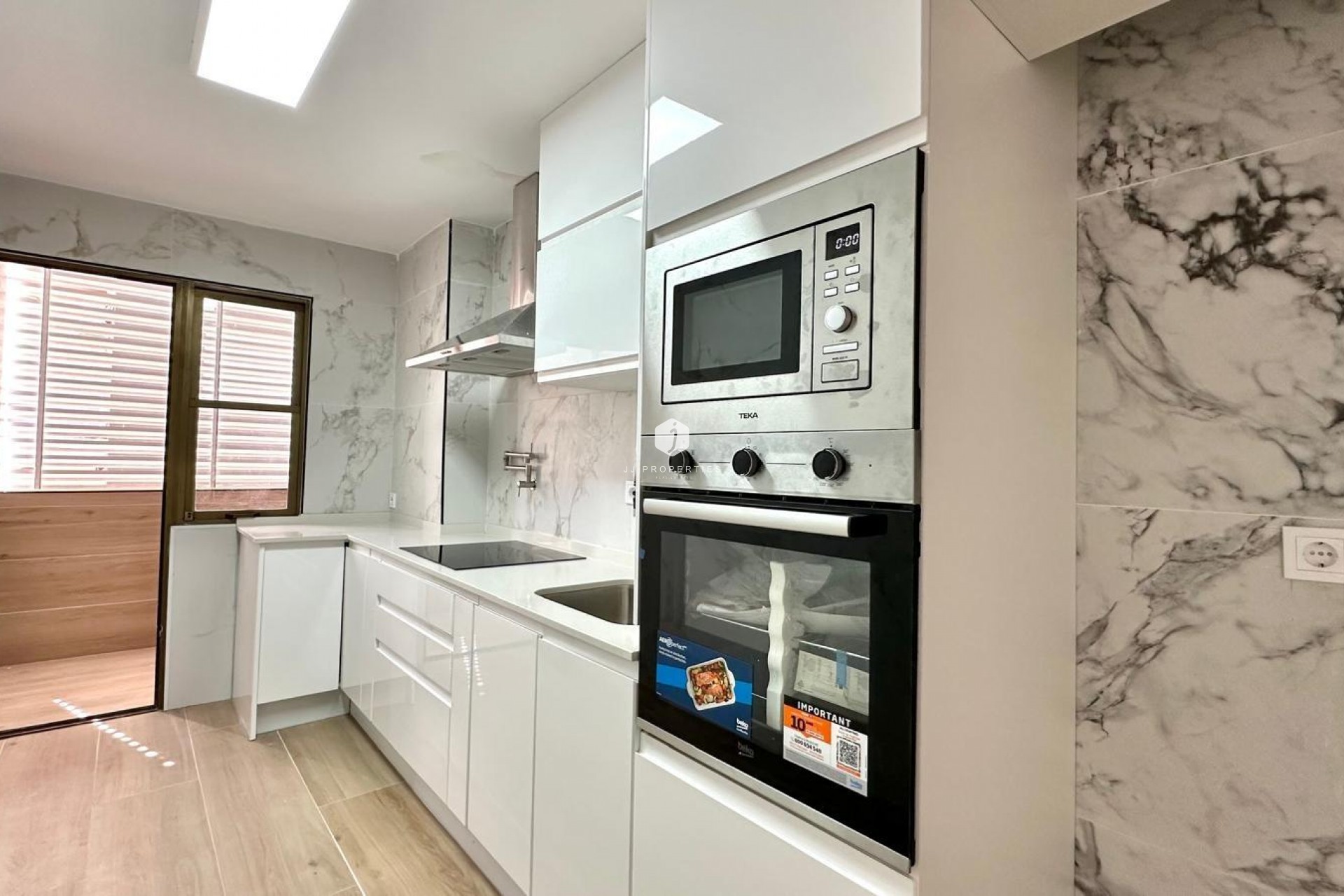 Aus zweiter Hand - Wohnung -
Torrevieja - Centro