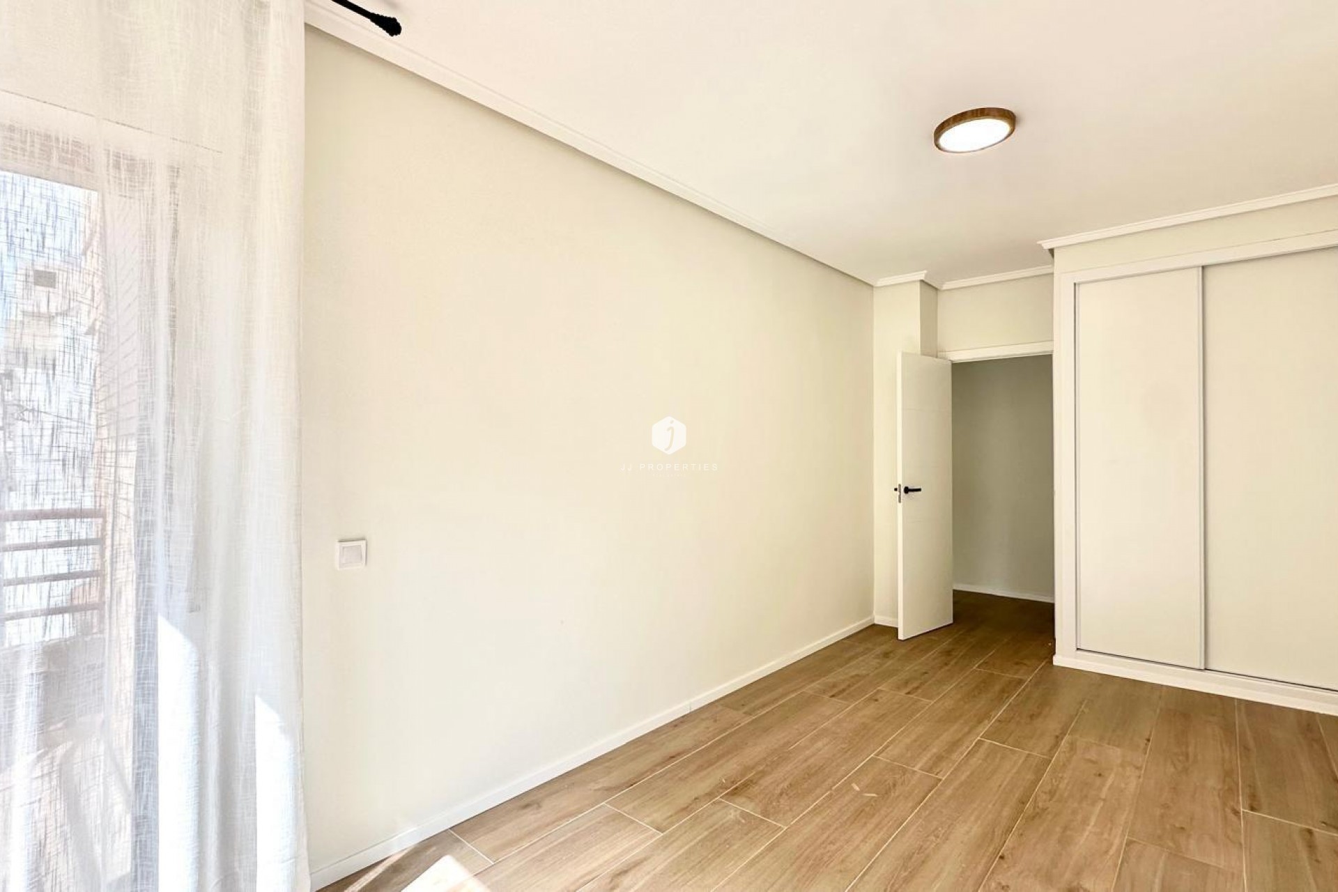 Aus zweiter Hand - Wohnung -
Torrevieja - Centro