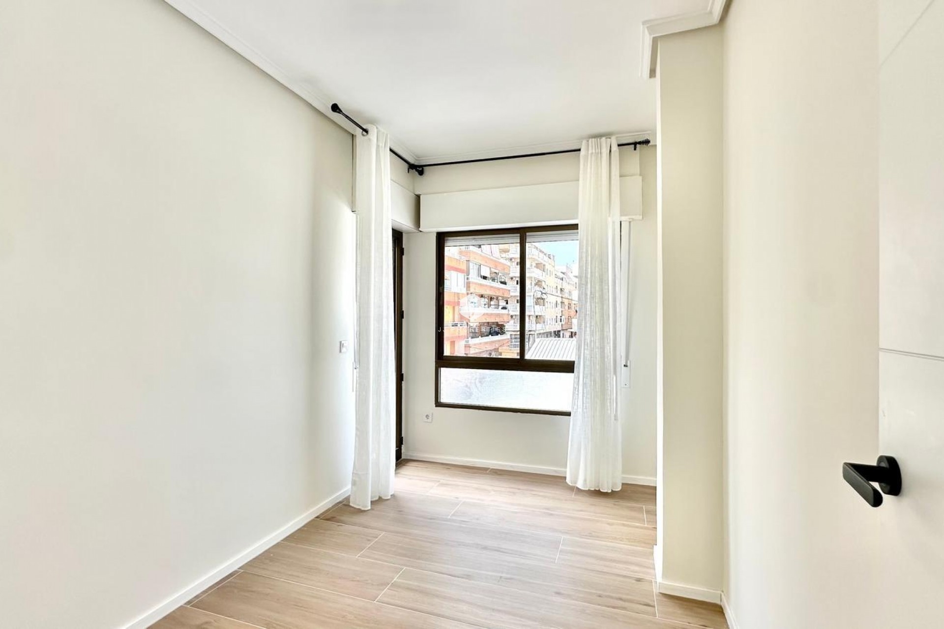 Aus zweiter Hand - Wohnung -
Torrevieja - Centro