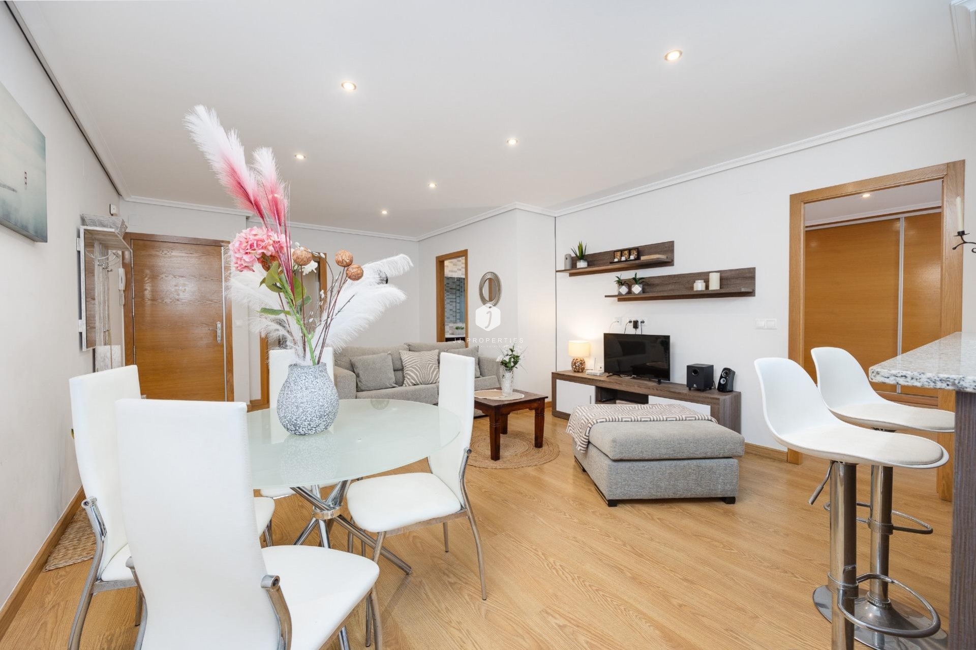 Aus zweiter Hand - Wohnung -
Torrevieja - Centro