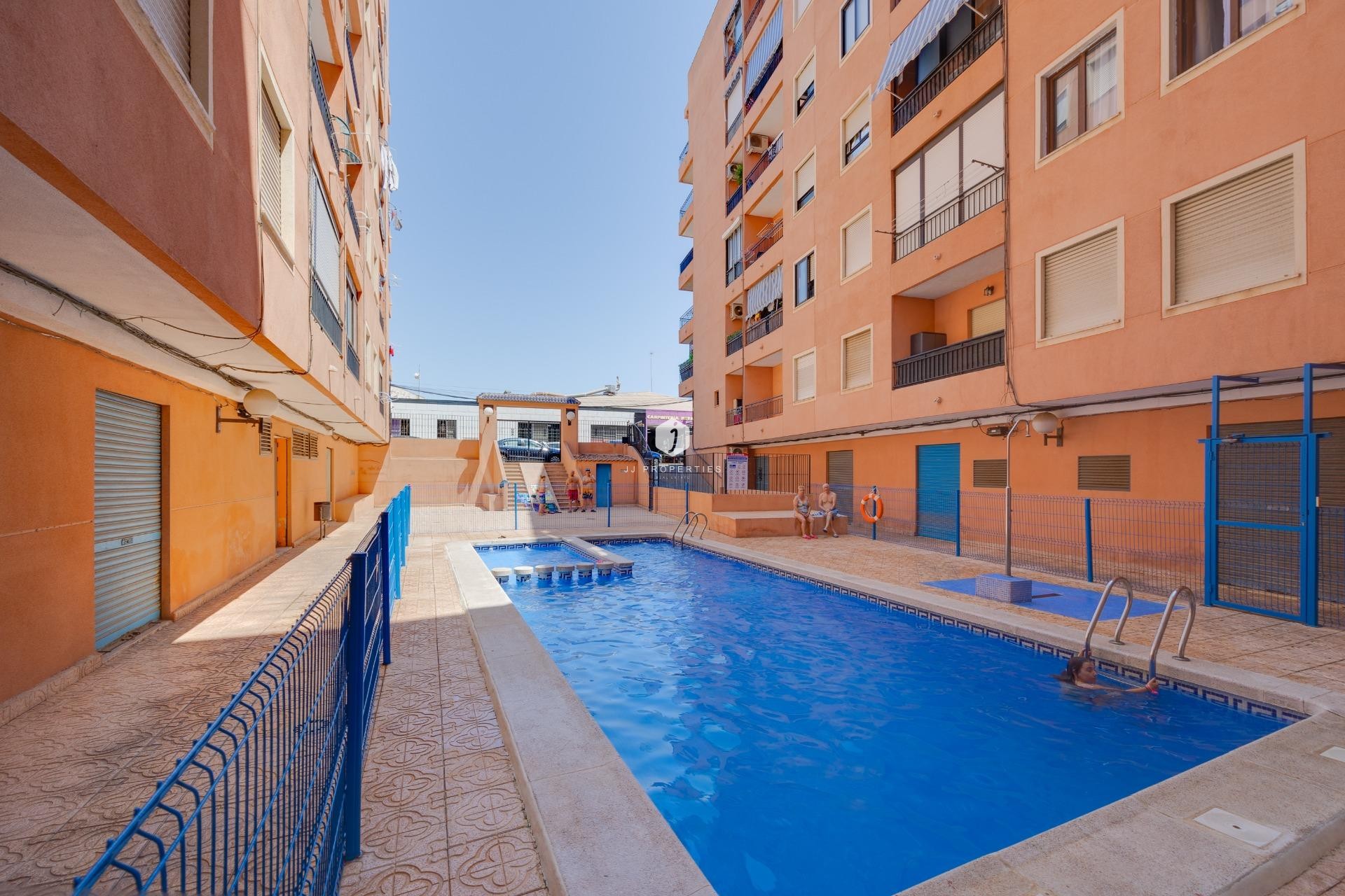 Aus zweiter Hand - Wohnung -
Torrevieja - Centro