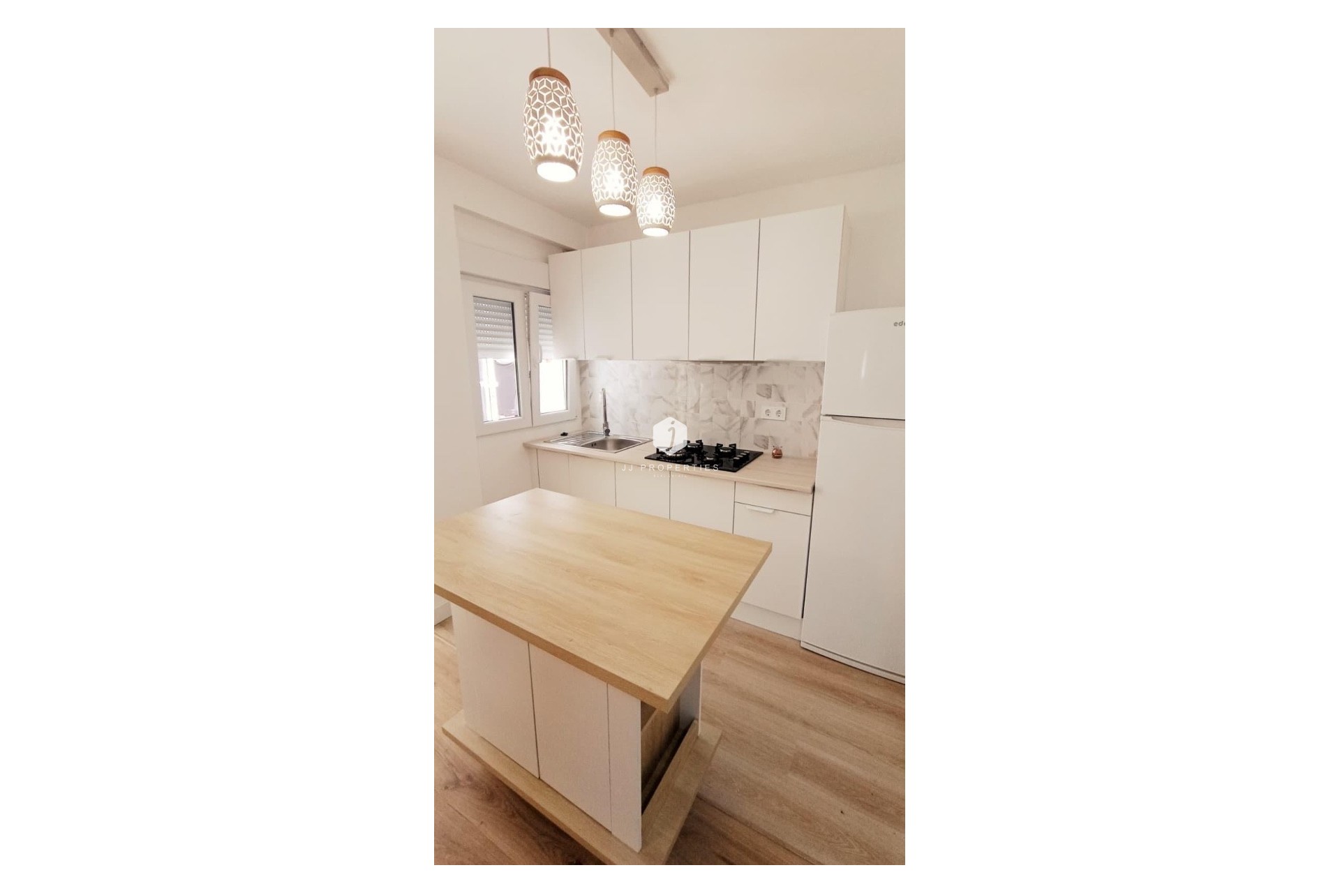 Aus zweiter Hand - Wohnung -
Torrevieja - Centro