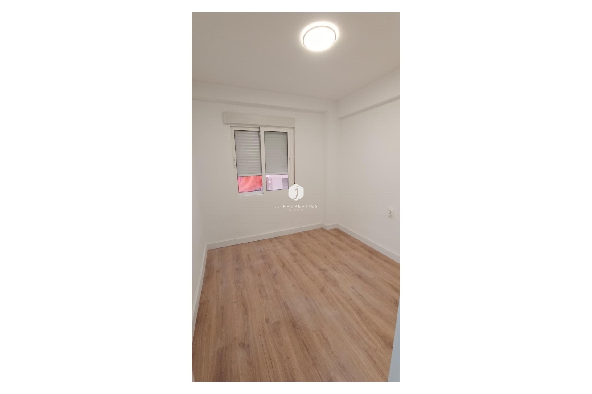 Aus zweiter Hand - Wohnung -
Torrevieja - Centro