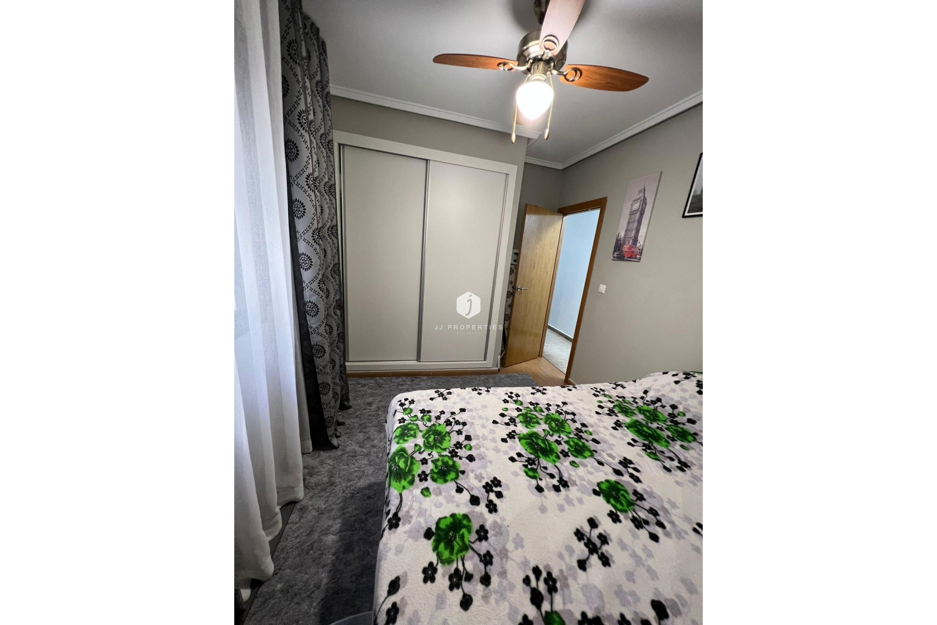 Aus zweiter Hand - Wohnung -
Torrevieja - Centro