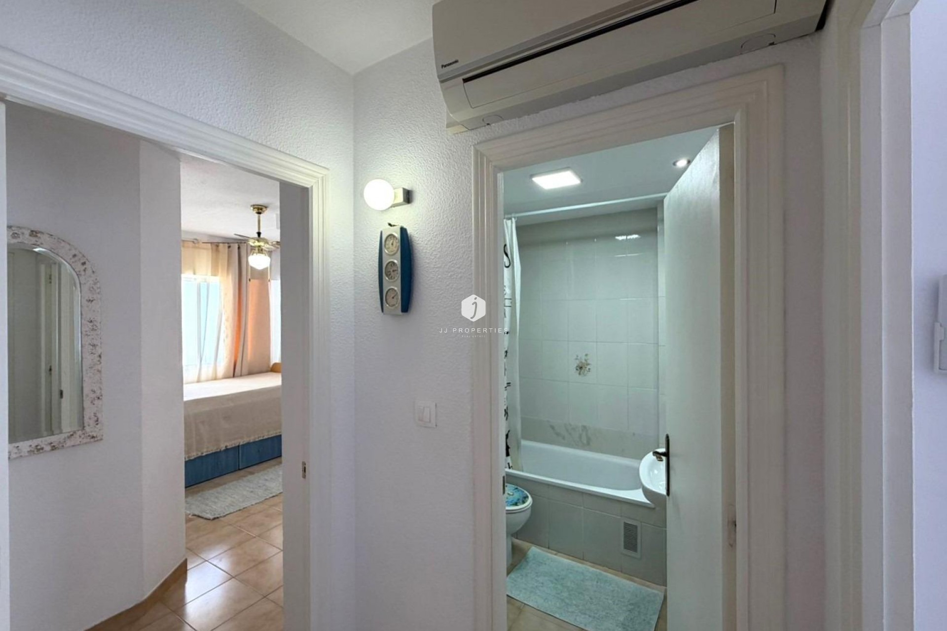 Aus zweiter Hand - Wohnung -
Torrevieja - Centro