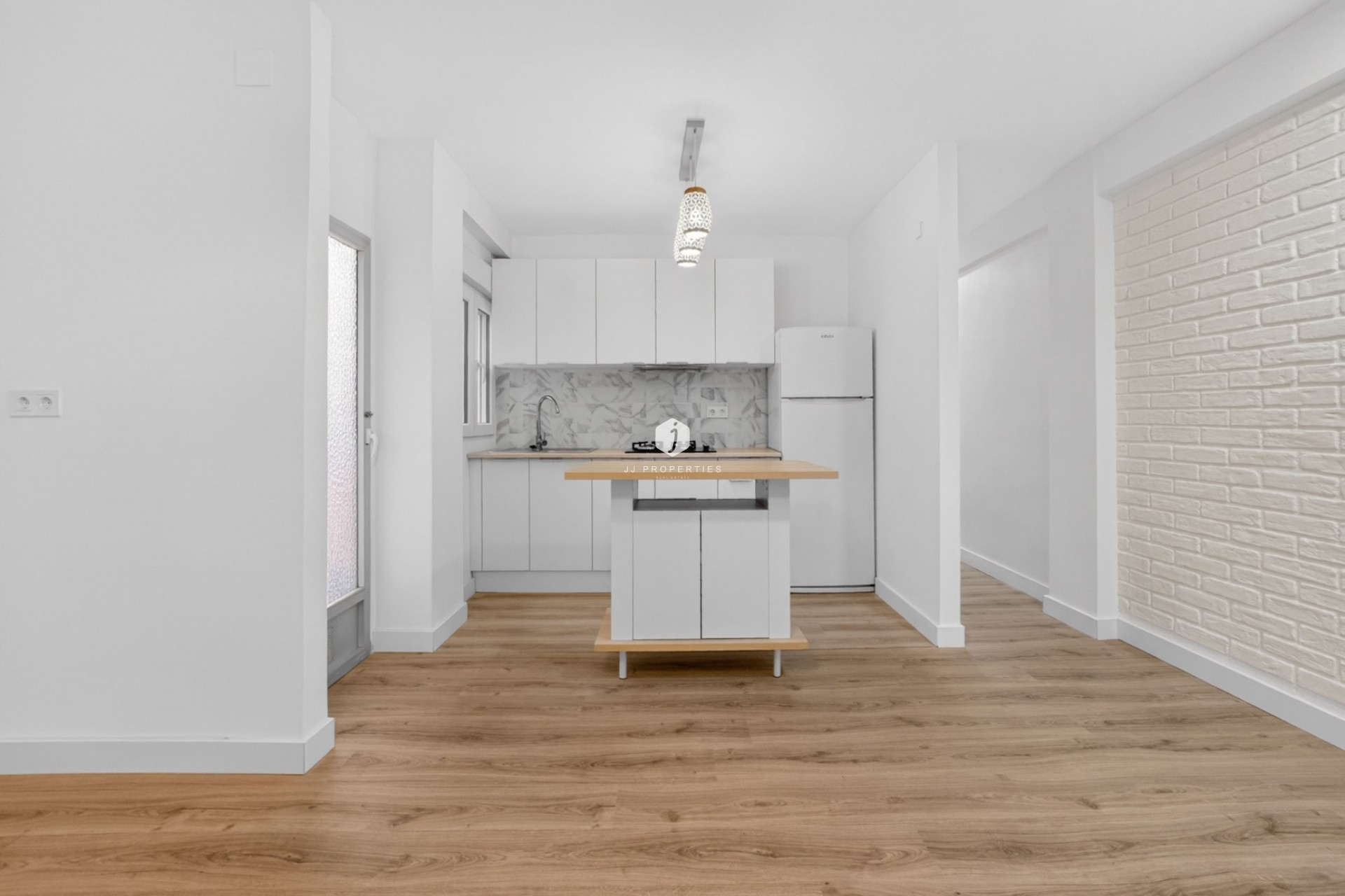 Aus zweiter Hand - Wohnung -
Torrevieja - Centro