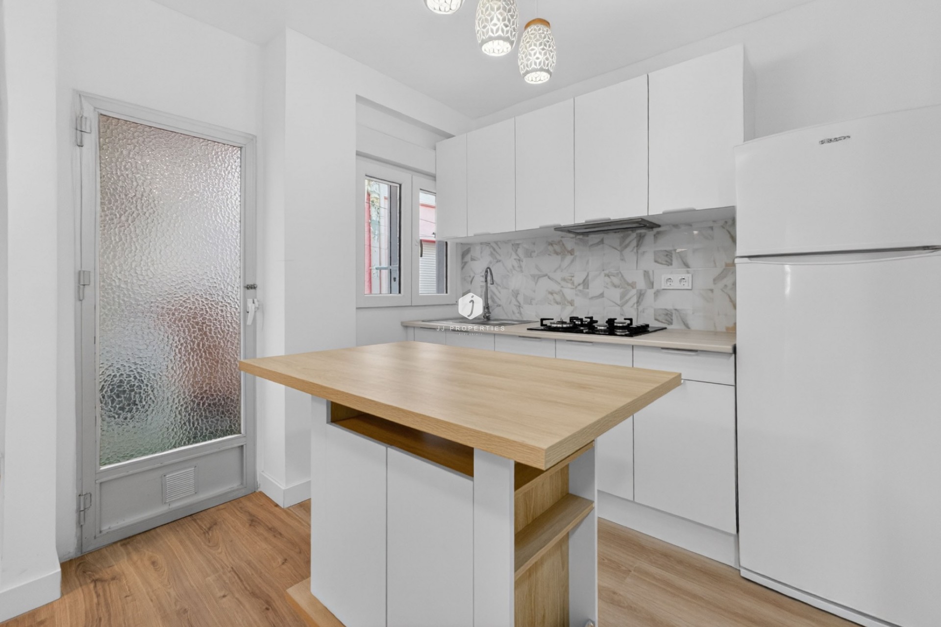 Aus zweiter Hand - Wohnung -
Torrevieja - Centro