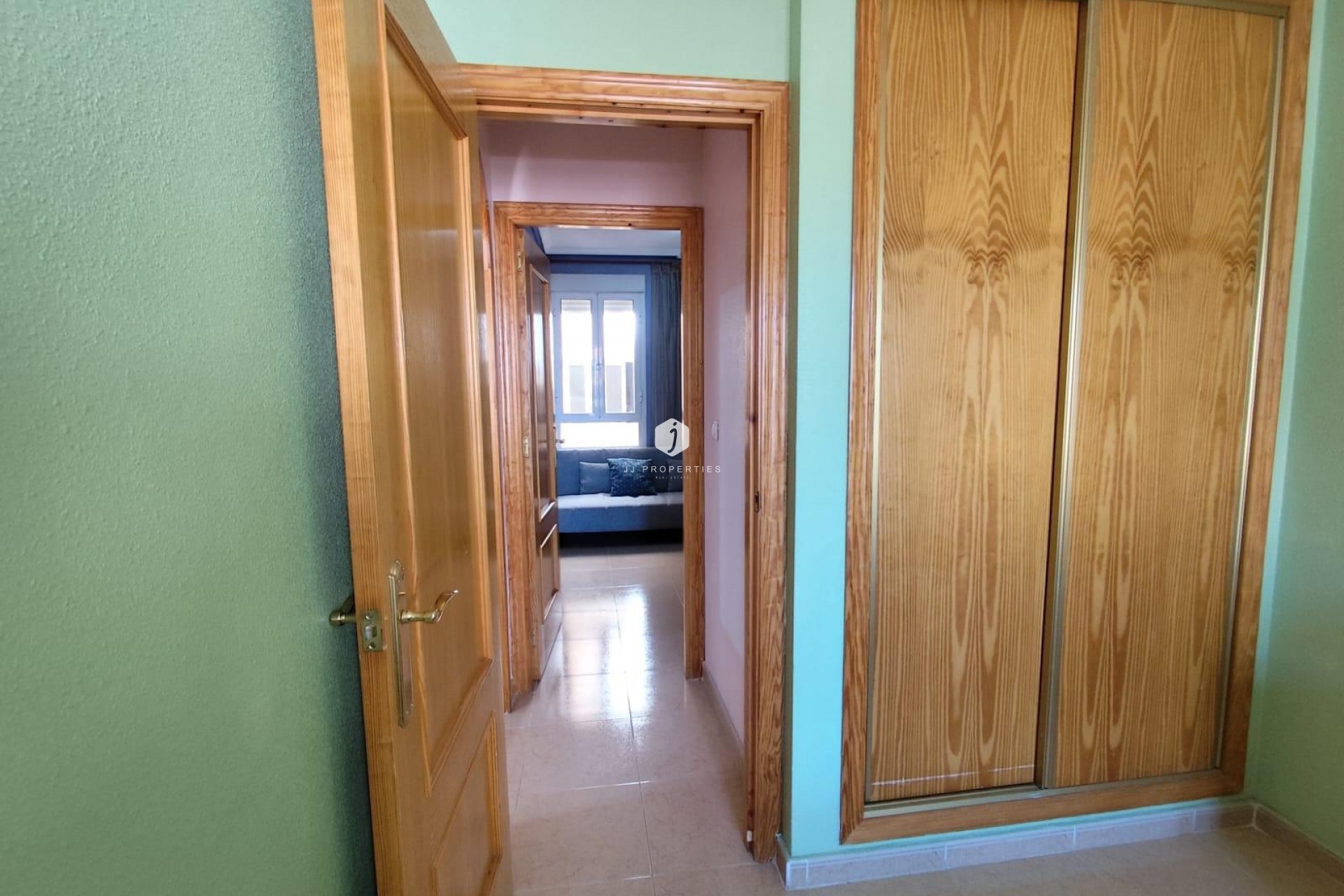 Aus zweiter Hand - Wohnung -
Torrevieja - Centro