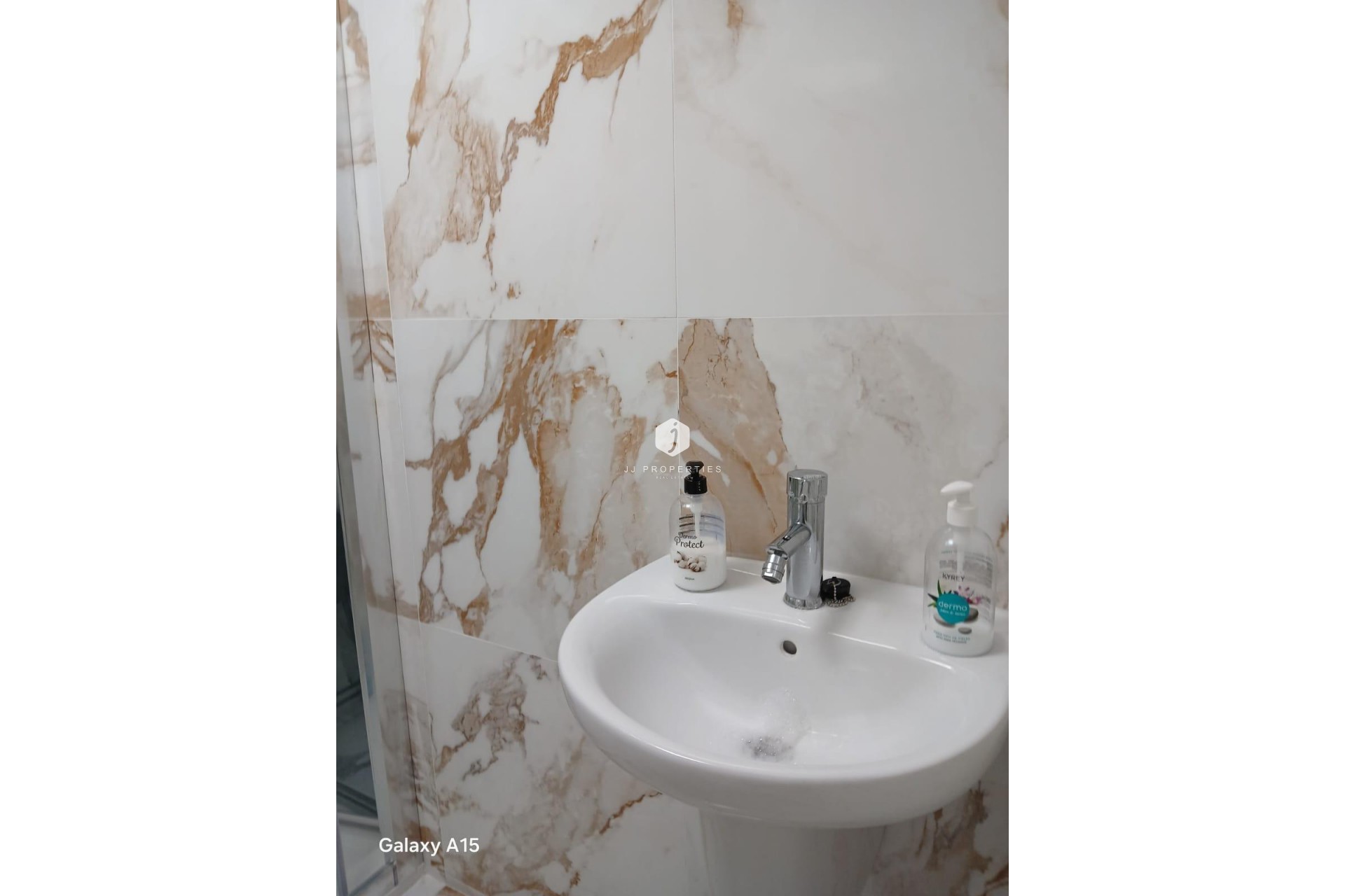 Aus zweiter Hand - Wohnung -
Torrevieja - Centro