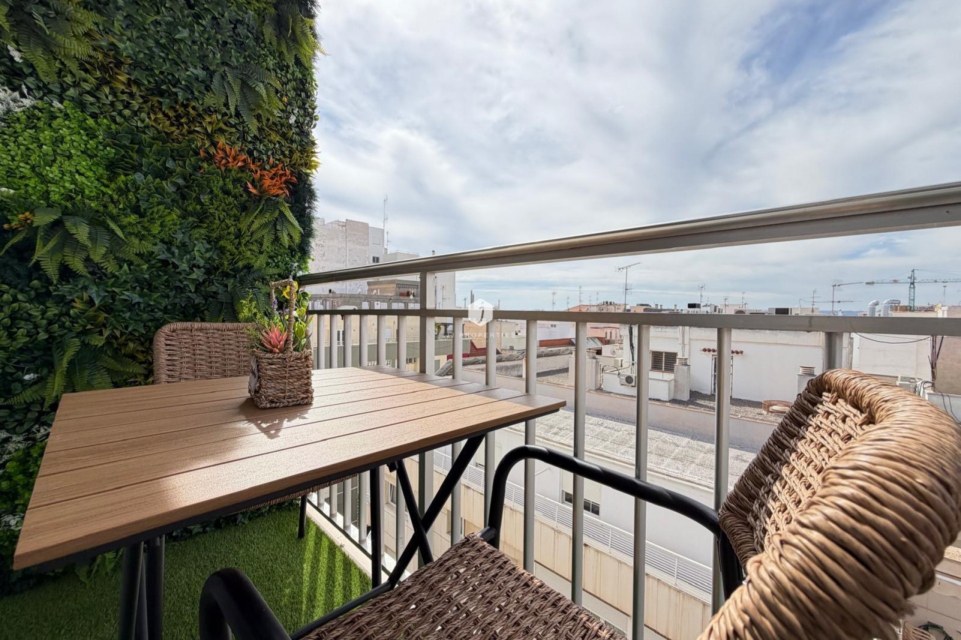 Aus zweiter Hand - Wohnung -
Torrevieja - Centro