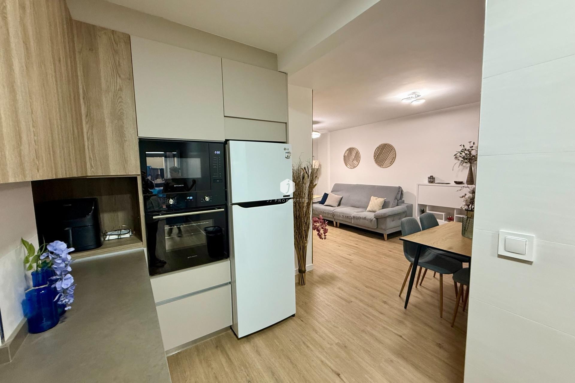 Aus zweiter Hand - Wohnung -
Torrevieja - Centro
