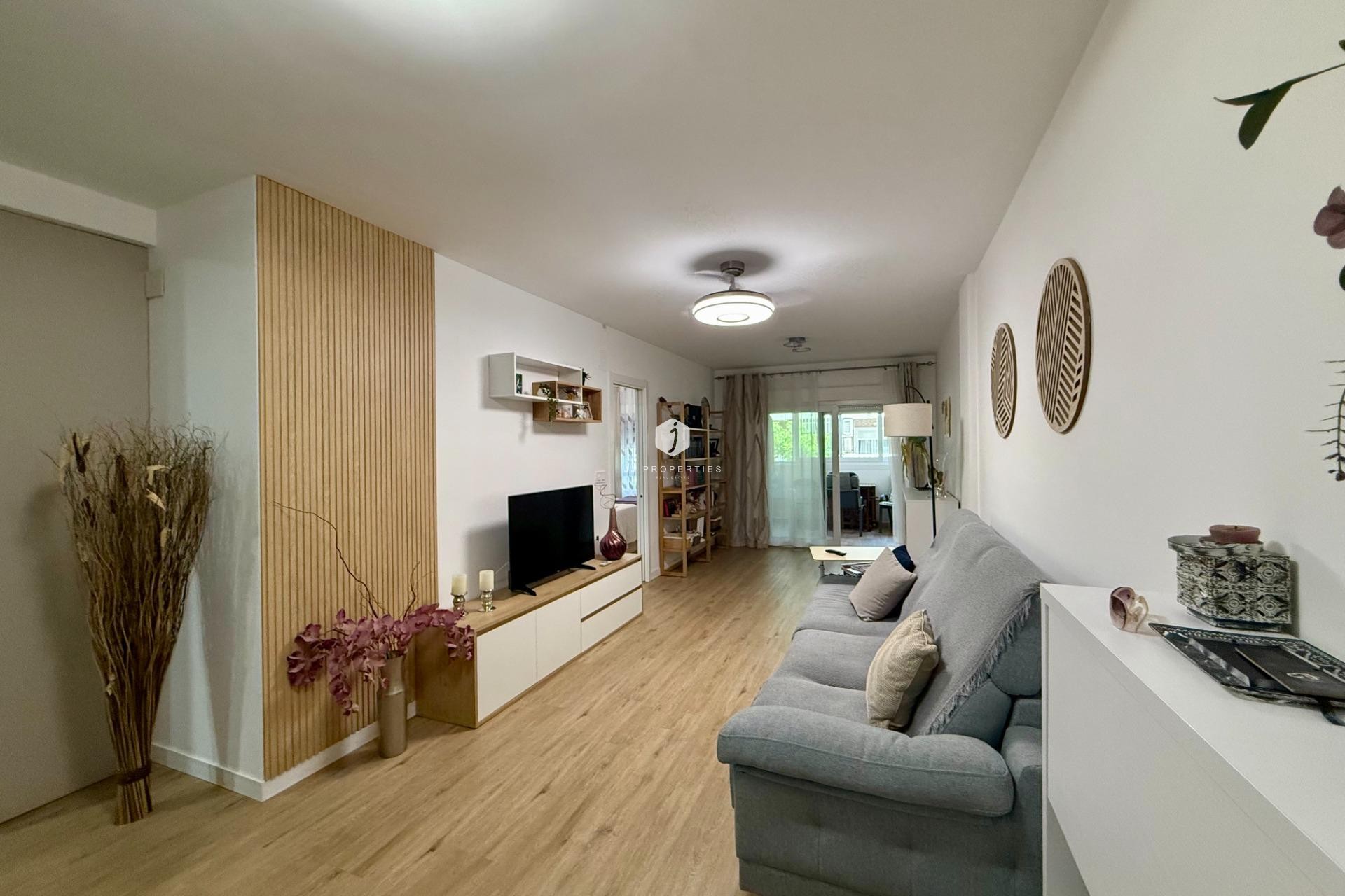 Aus zweiter Hand - Wohnung -
Torrevieja - Centro