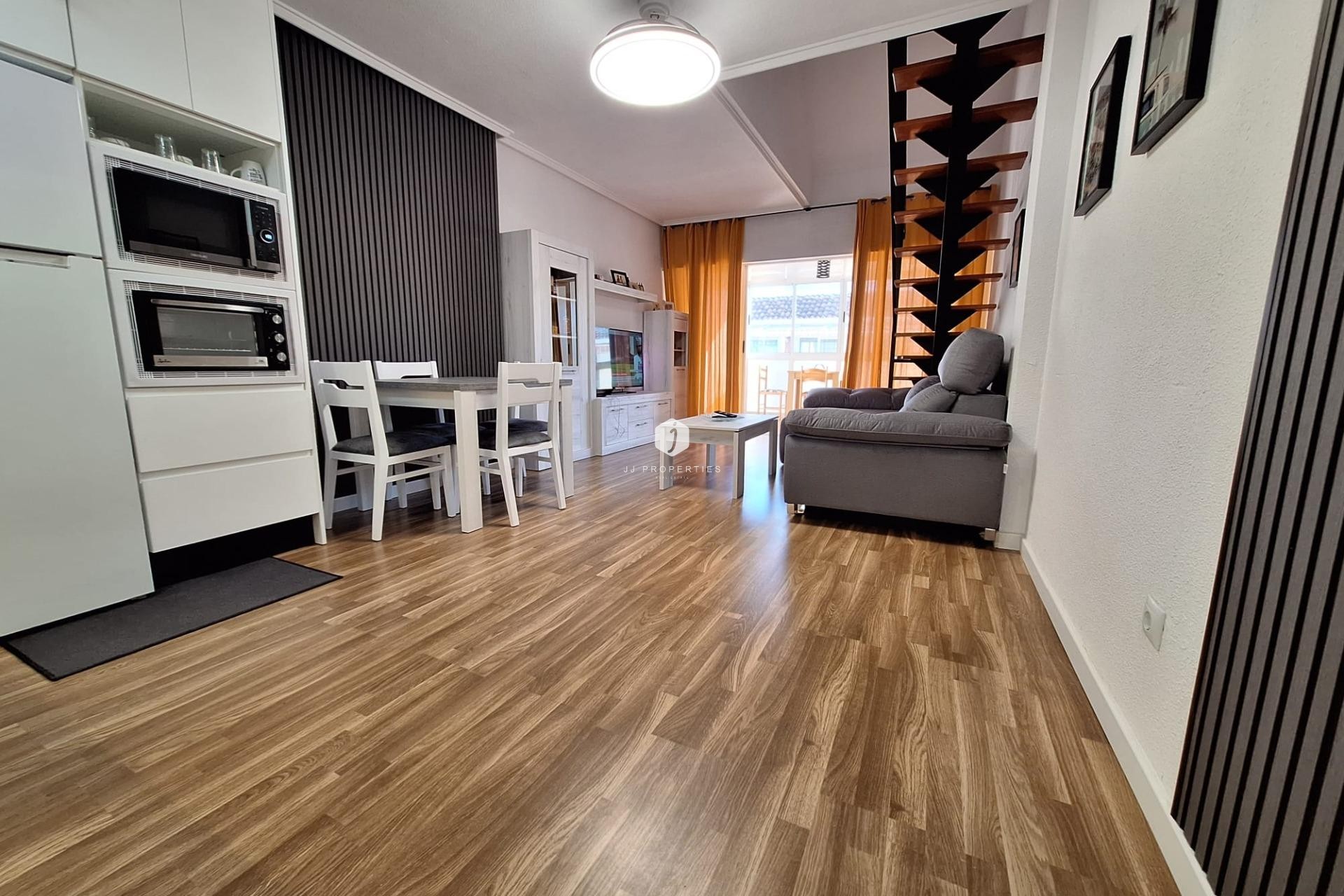 Aus zweiter Hand - Wohnung -
Torrevieja - Centro