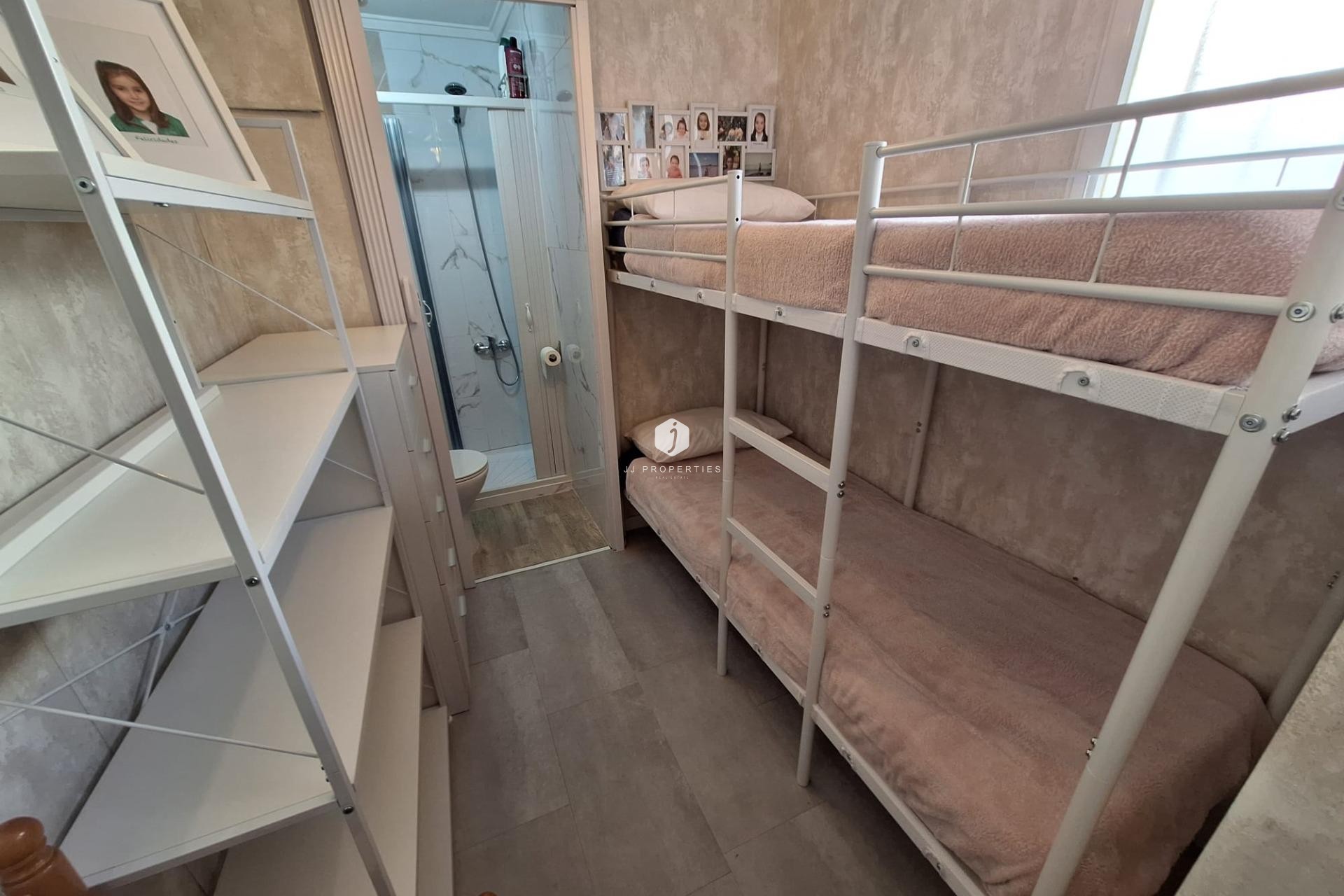 Aus zweiter Hand - Wohnung -
Torrevieja - Centro