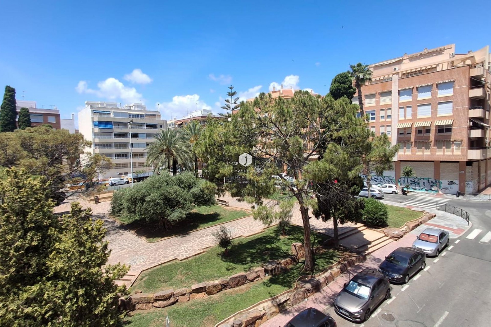 Aus zweiter Hand - Wohnung -
Torrevieja - Centro
