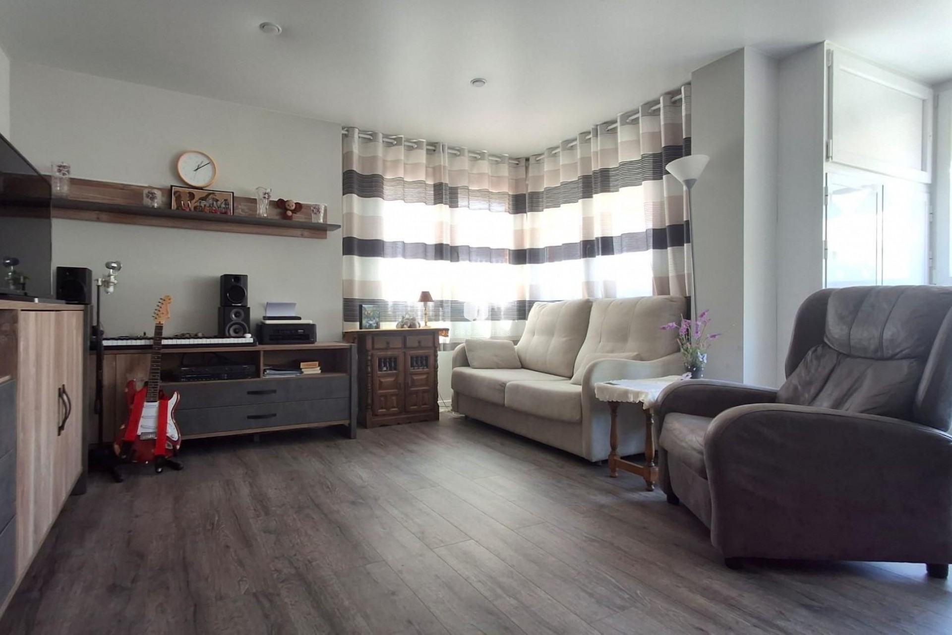 Aus zweiter Hand - Wohnung -
Torrevieja - Centro