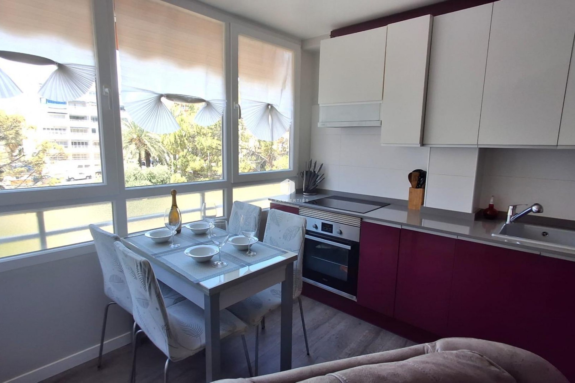 Aus zweiter Hand - Wohnung -
Torrevieja - Centro