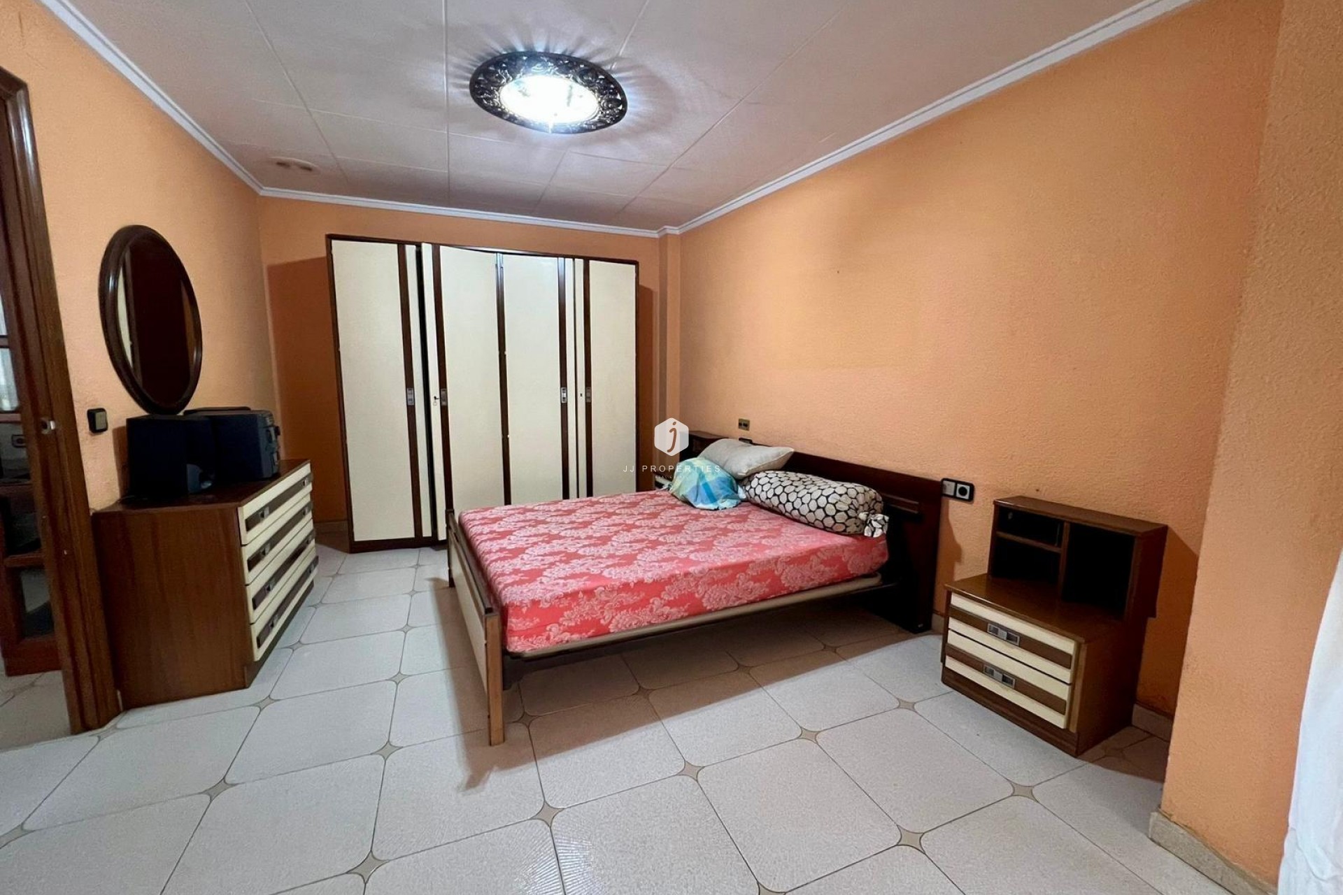 Aus zweiter Hand - Wohnung -
Torrevieja - Centro