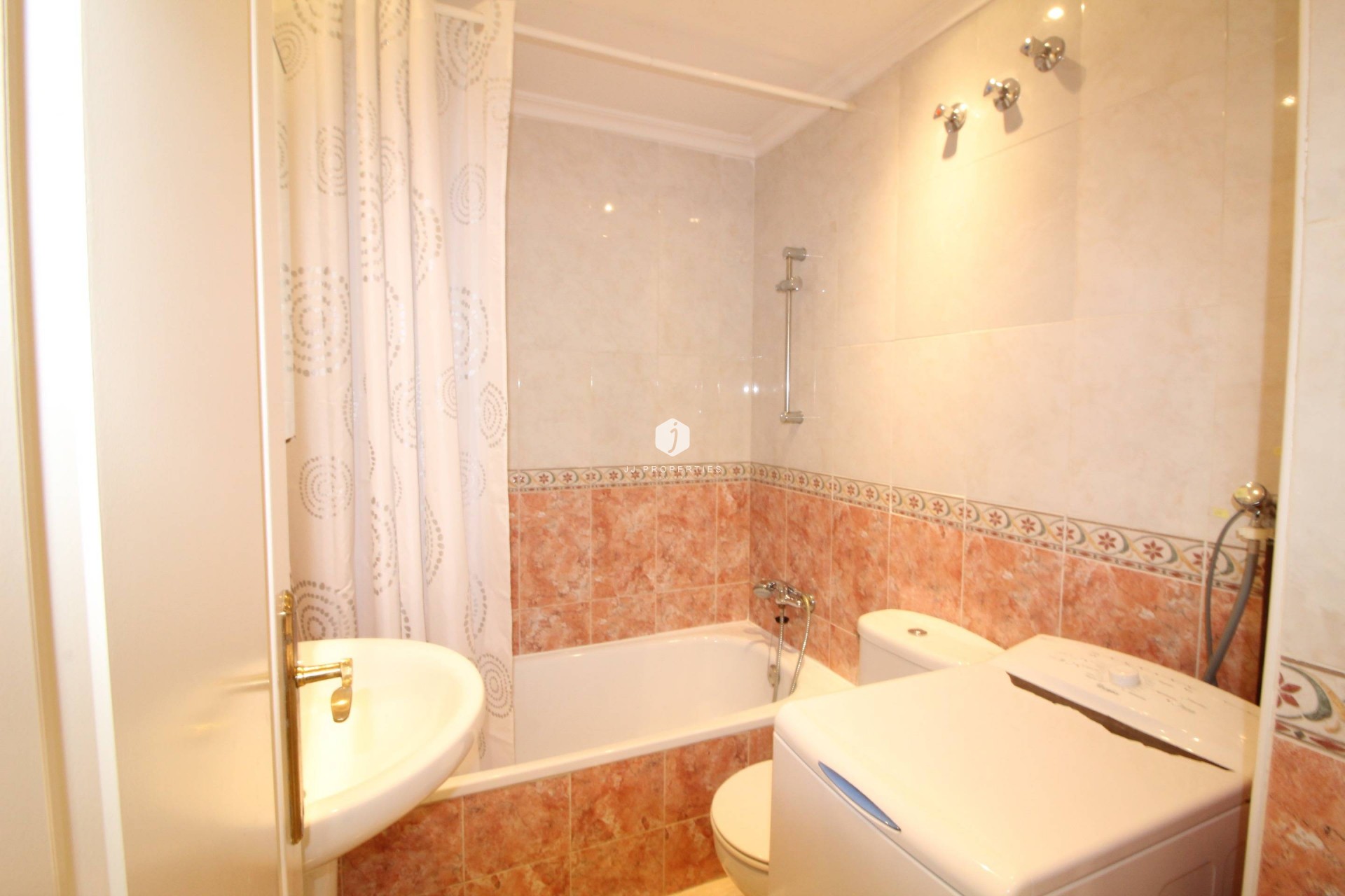Aus zweiter Hand - Wohnung -
Torrevieja - Centro