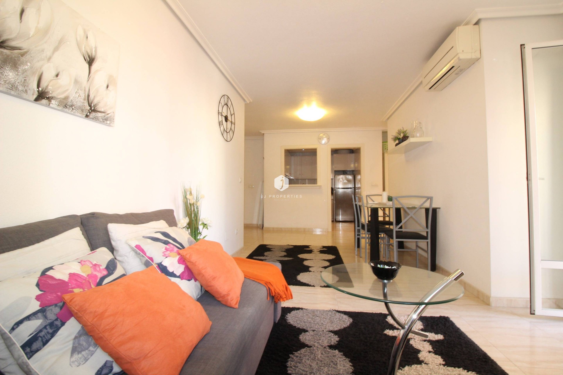 Aus zweiter Hand - Wohnung -
Torrevieja - Centro