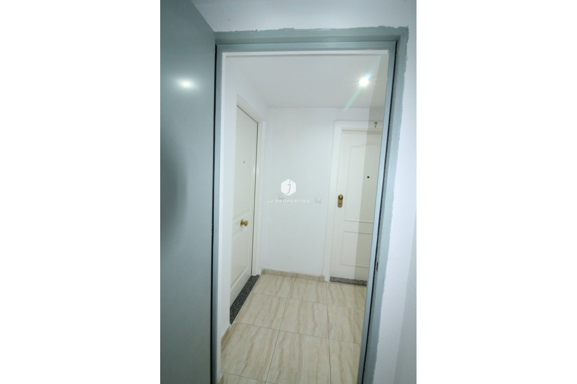 Aus zweiter Hand - Wohnung -
Torrevieja - Centro