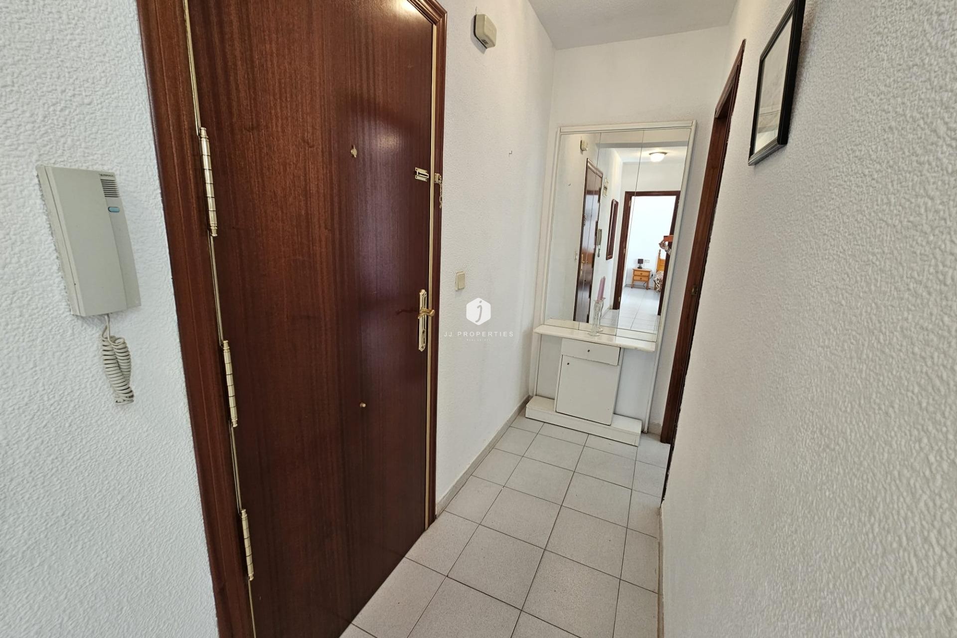 Aus zweiter Hand - Wohnung -
Torrevieja - Centro
