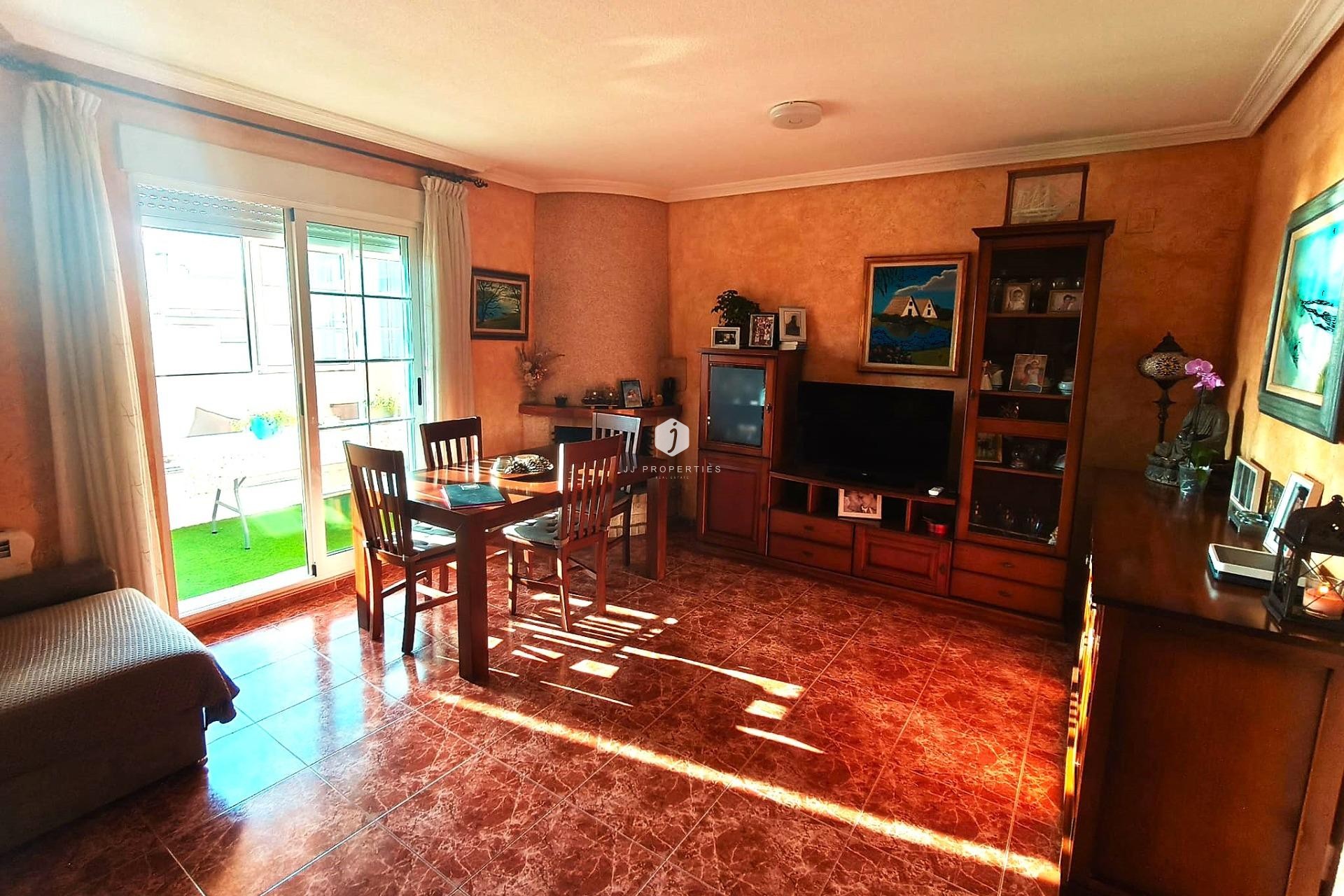 Aus zweiter Hand - Wohnung -
Torrevieja - Centro