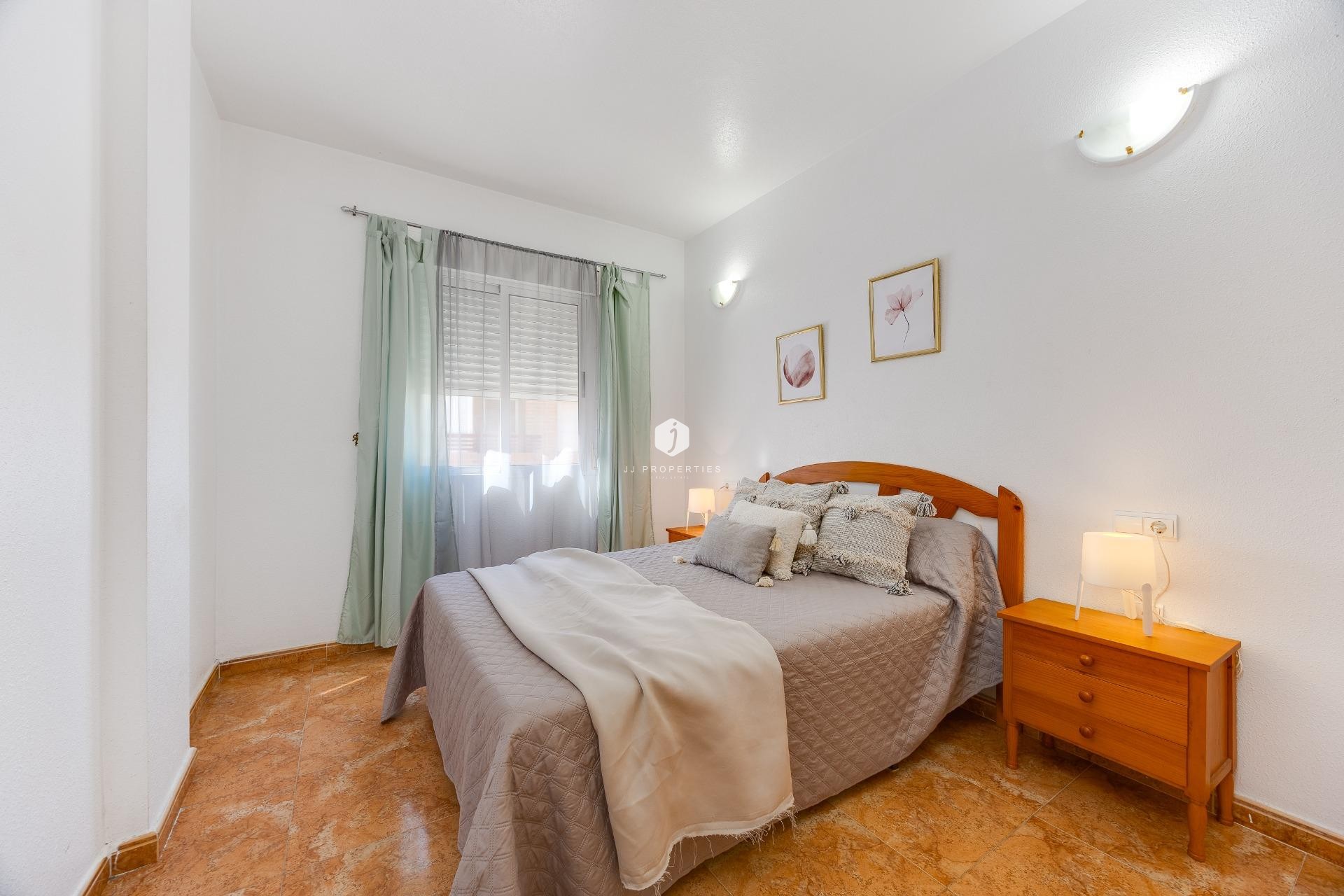 Aus zweiter Hand - Wohnung -
Torrevieja - Centro