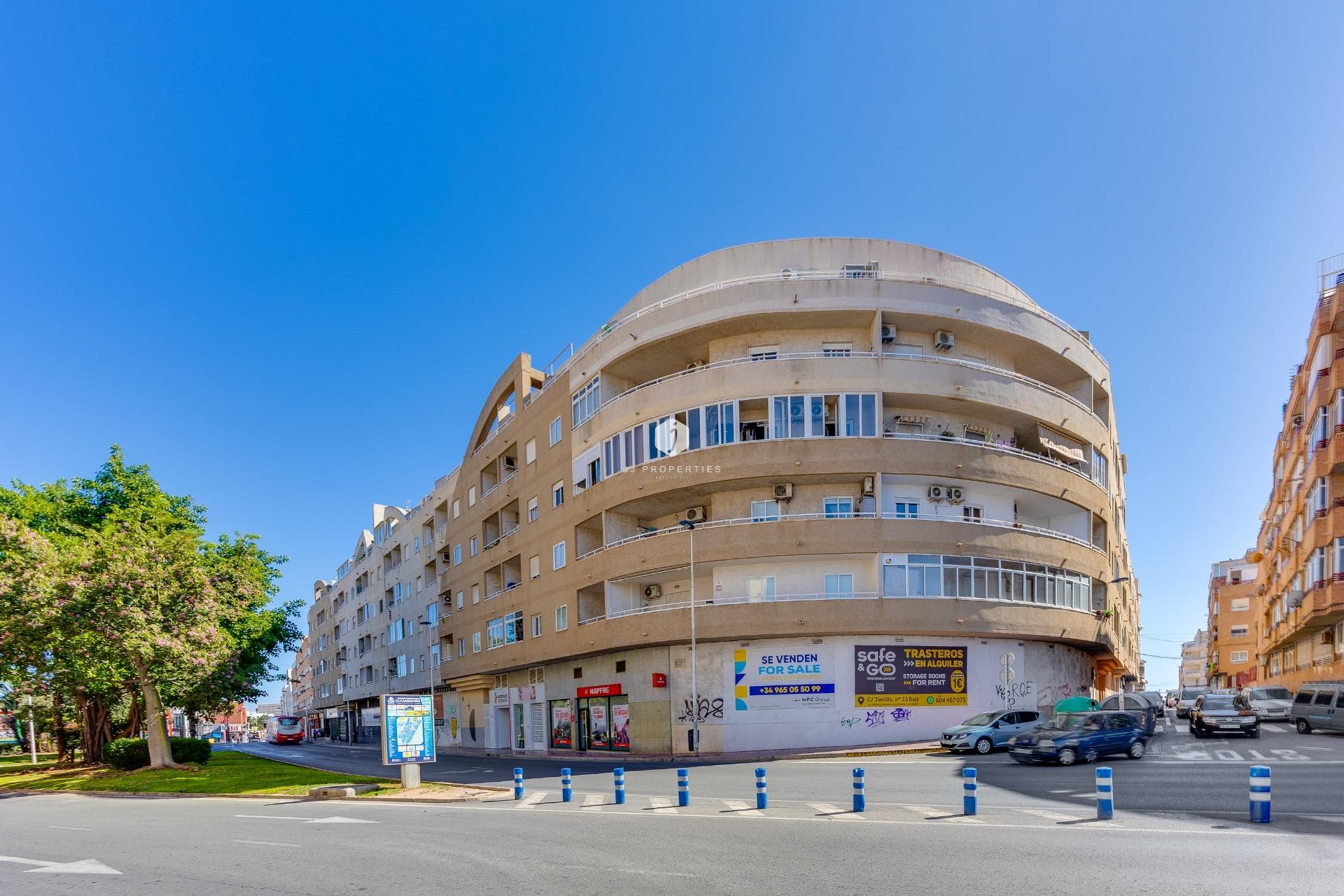 Aus zweiter Hand - Wohnung -
Torrevieja - Centro