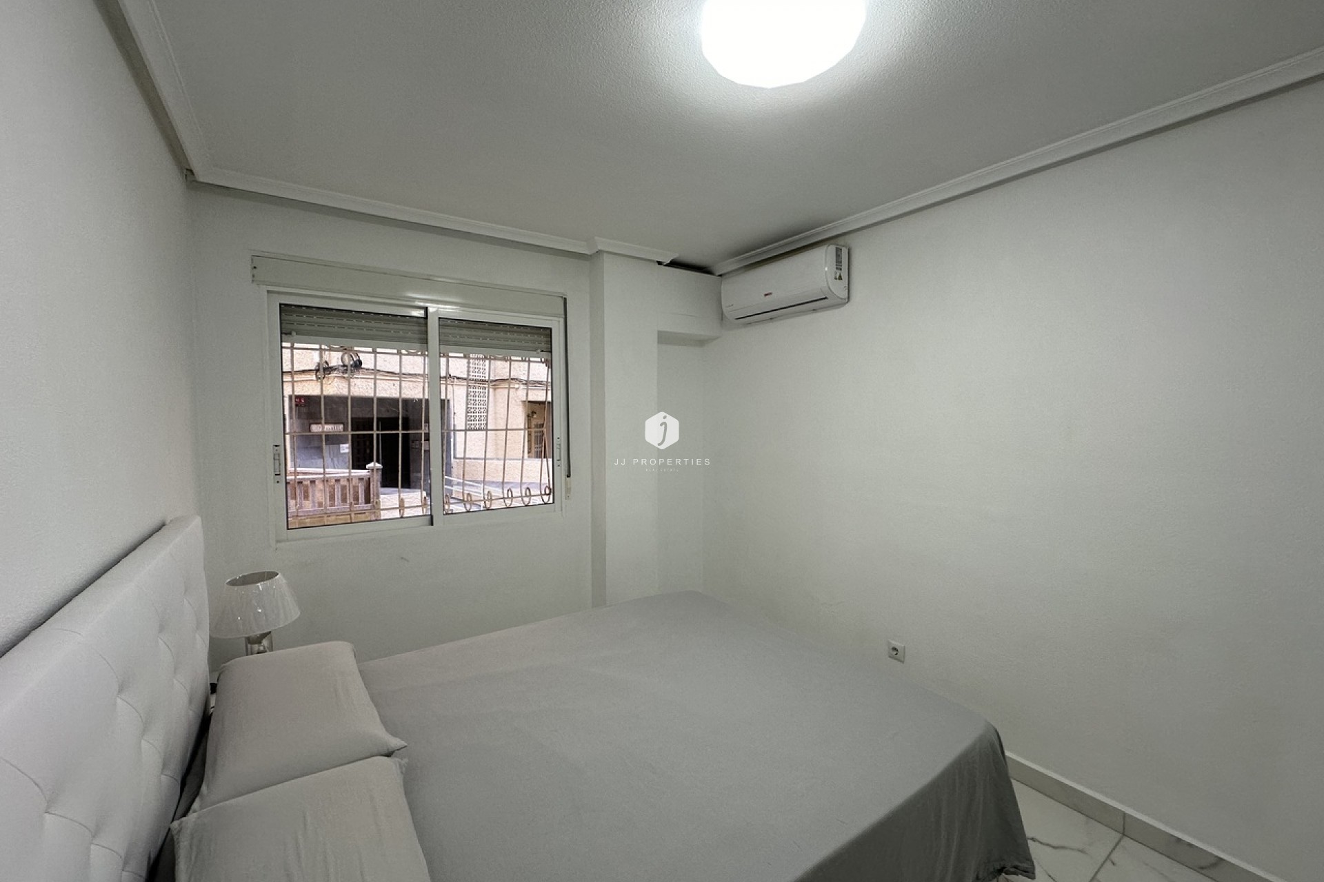 Aus zweiter Hand - Wohnung -
Torrevieja - Costa Blanca