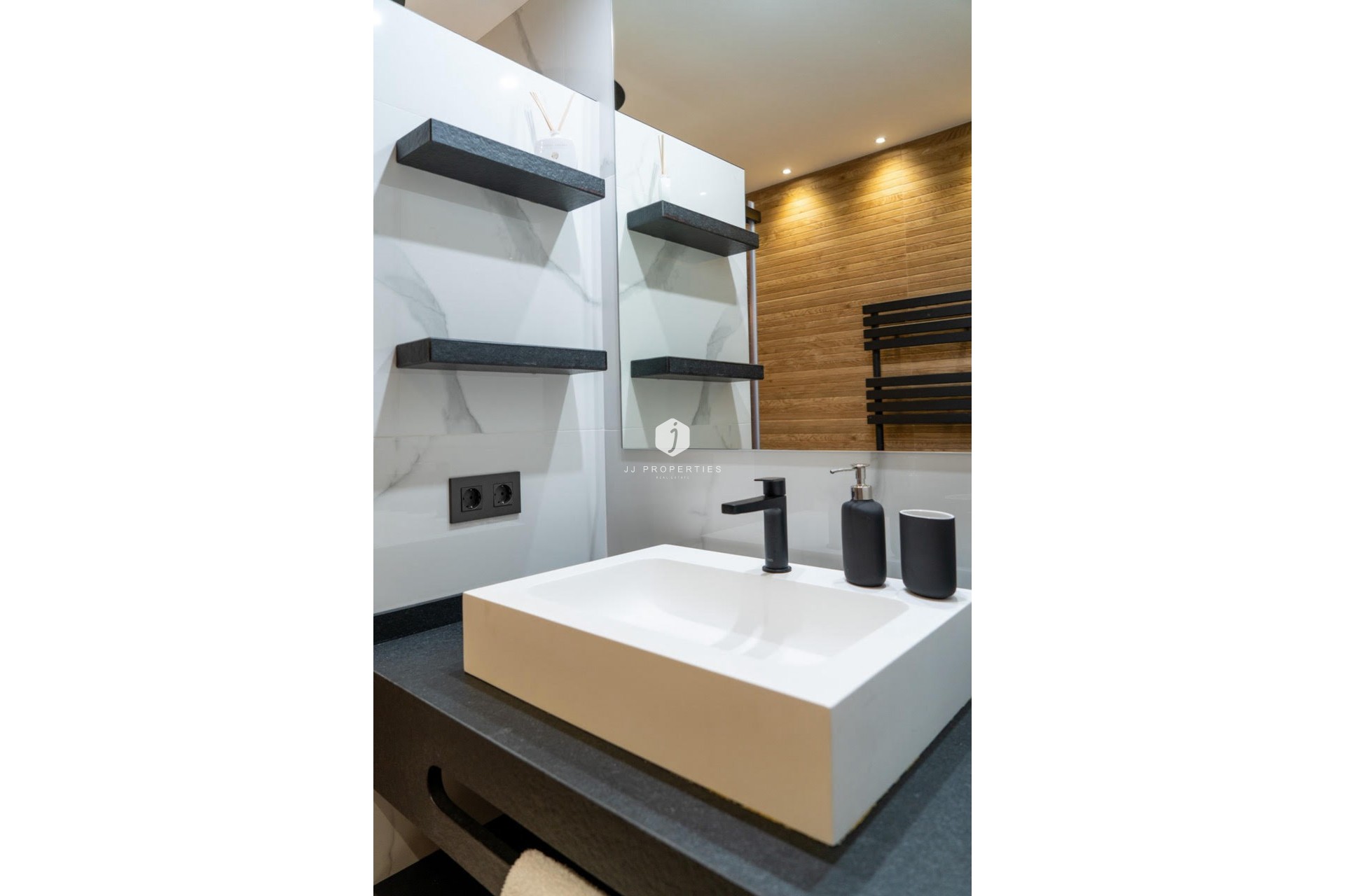 Aus zweiter Hand - Wohnung -
Torrevieja - Costa Blanca