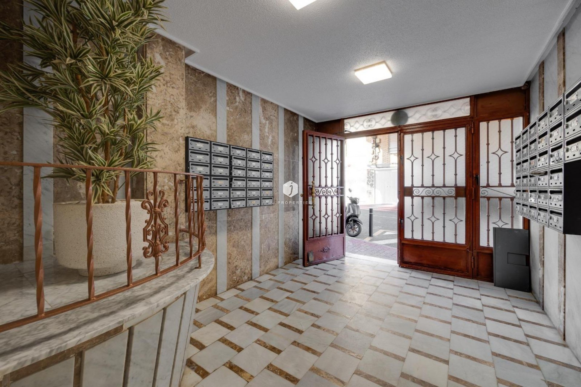 Aus zweiter Hand - Wohnung -
Torrevieja - Costa Blanca