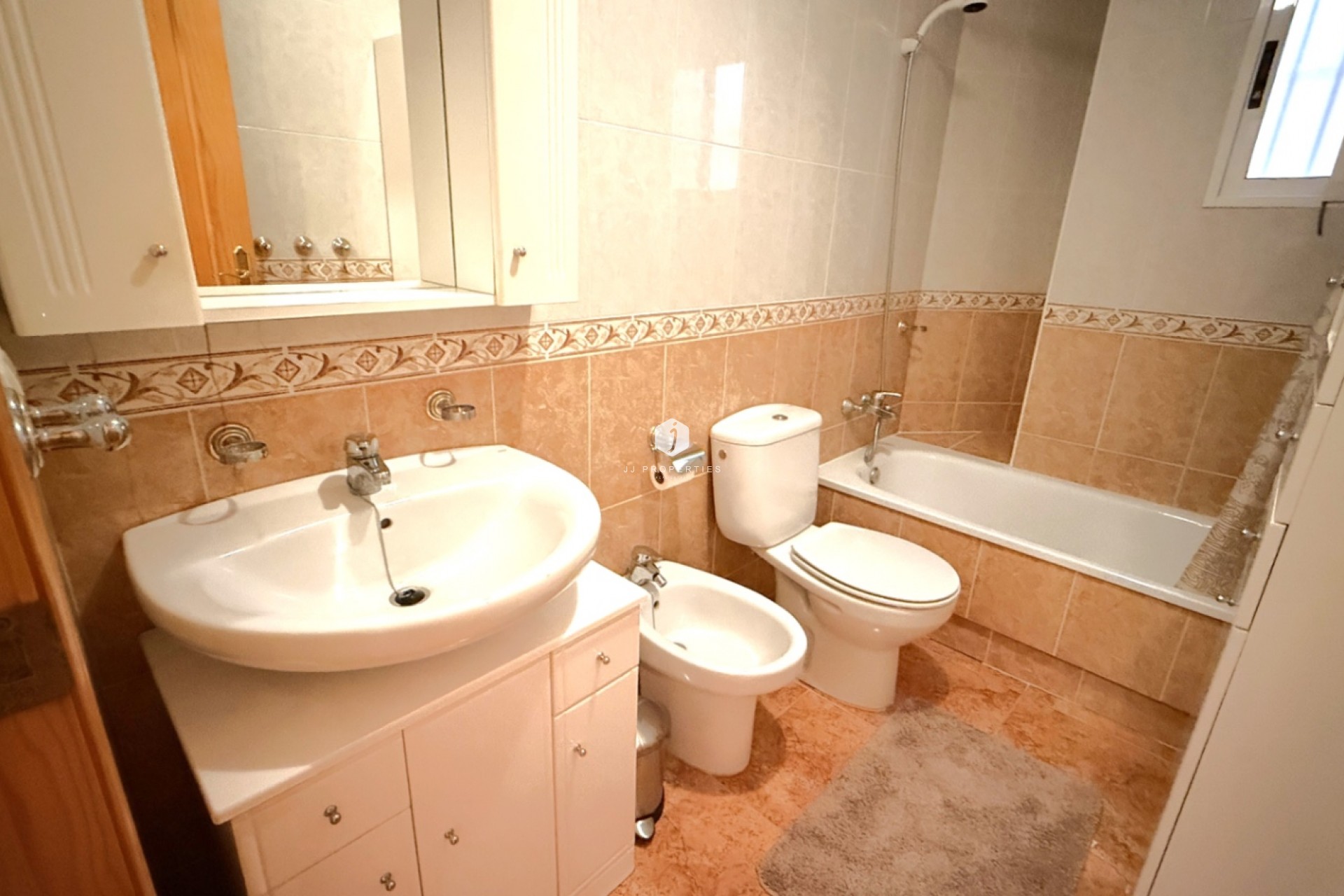 Aus zweiter Hand - Wohnung -
Torrevieja - Costa Blanca