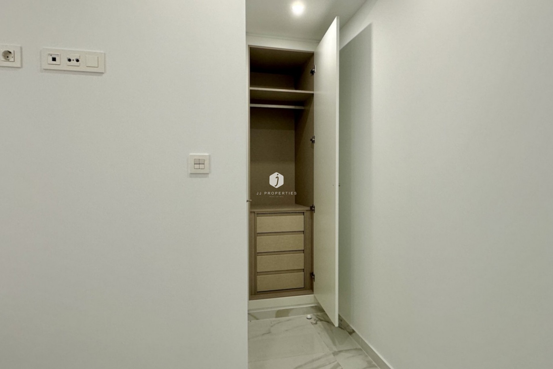 Aus zweiter Hand - Wohnung -
Torrevieja - Costa Blanca