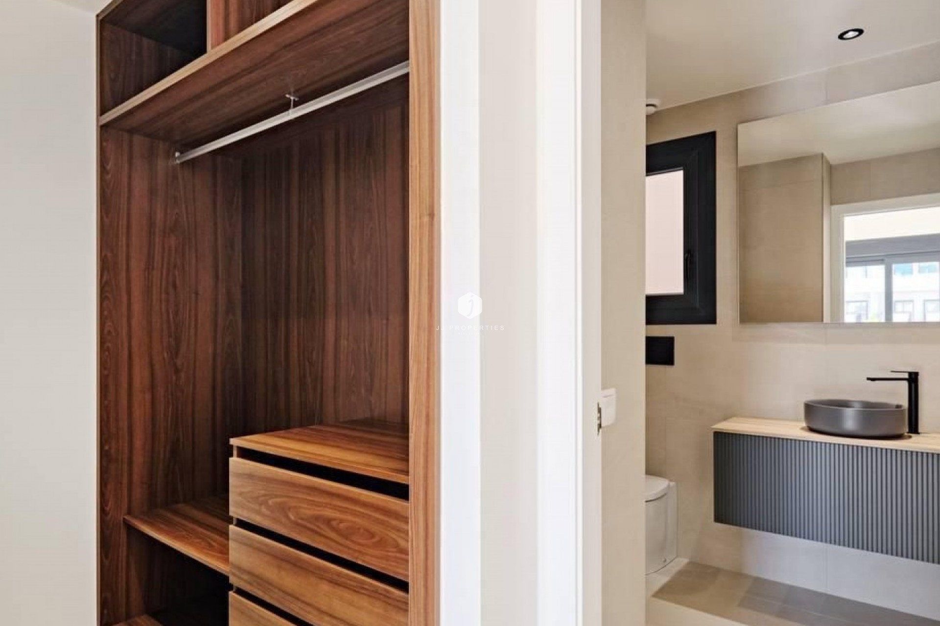 Aus zweiter Hand - Wohnung -
Torrevieja - Costa Blanca