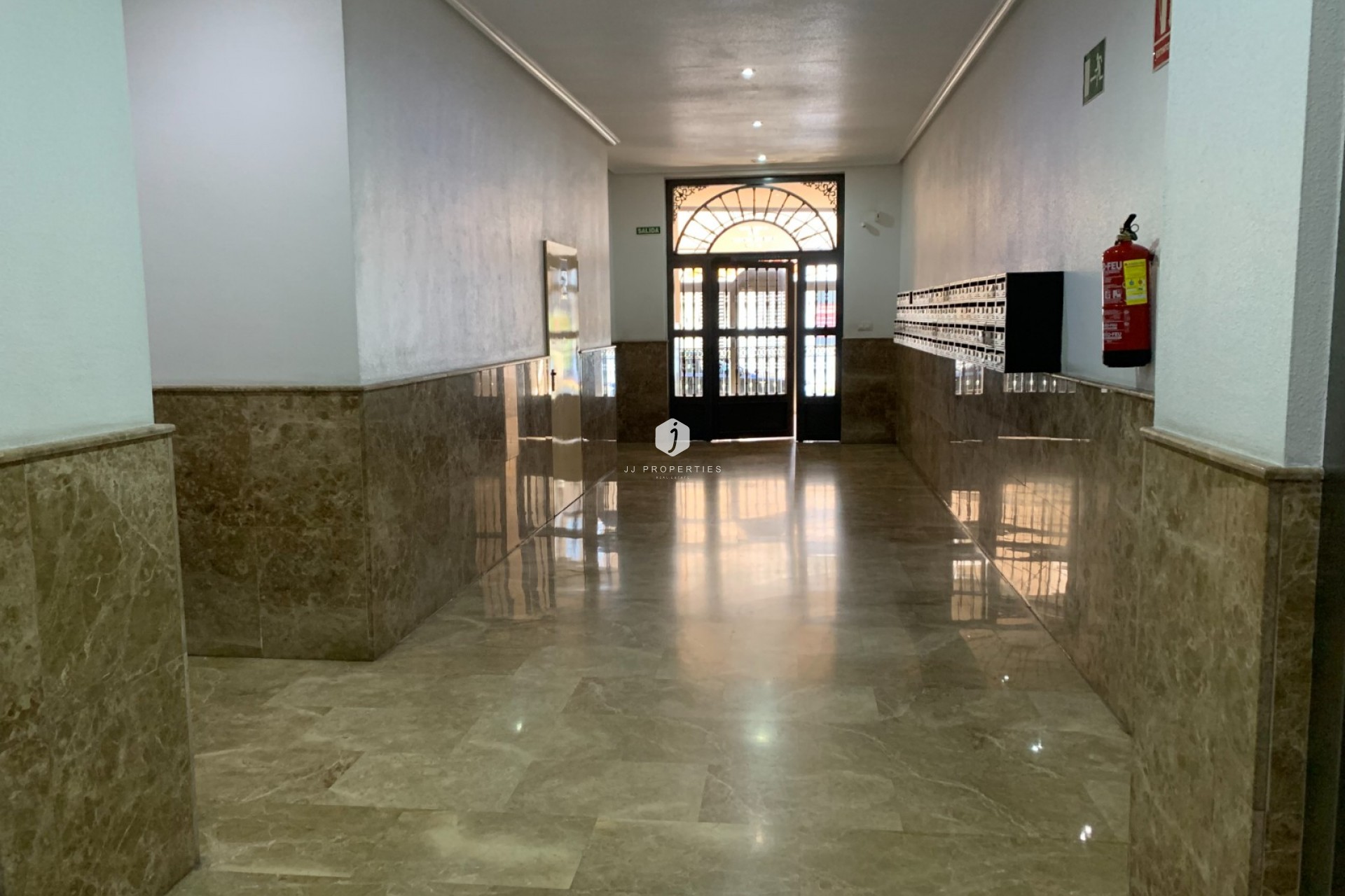 Aus zweiter Hand - Wohnung -
Torrevieja - Costa Blanca