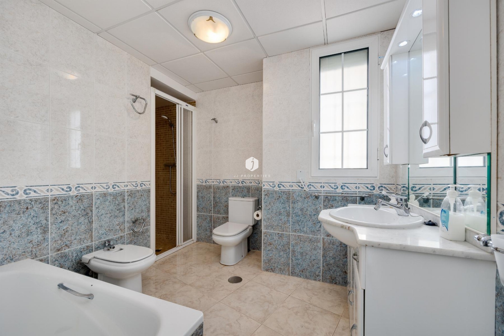 Aus zweiter Hand - Wohnung -
Torrevieja - Costa Blanca