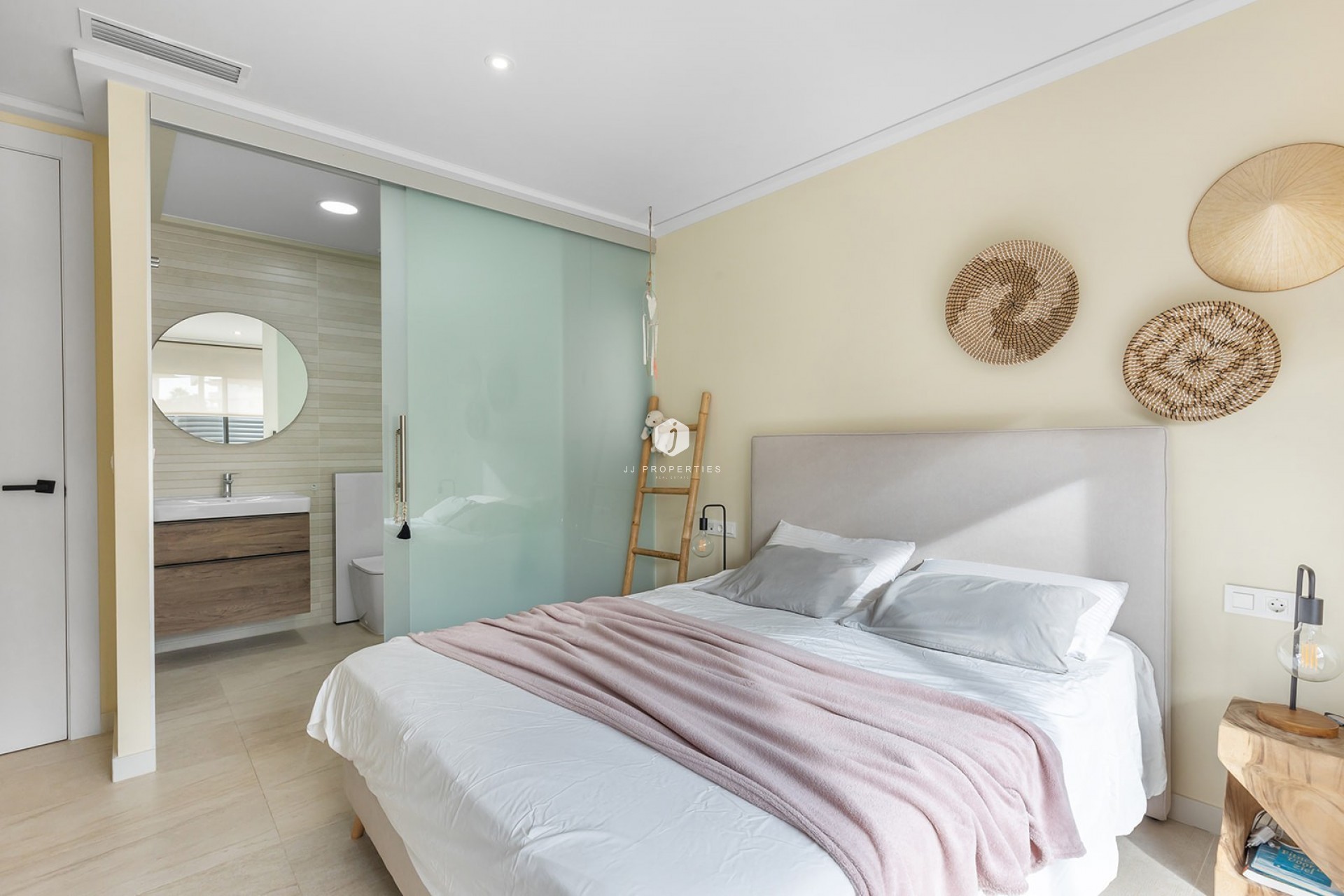 Aus zweiter Hand - Wohnung -
Torrevieja - Costa Blanca