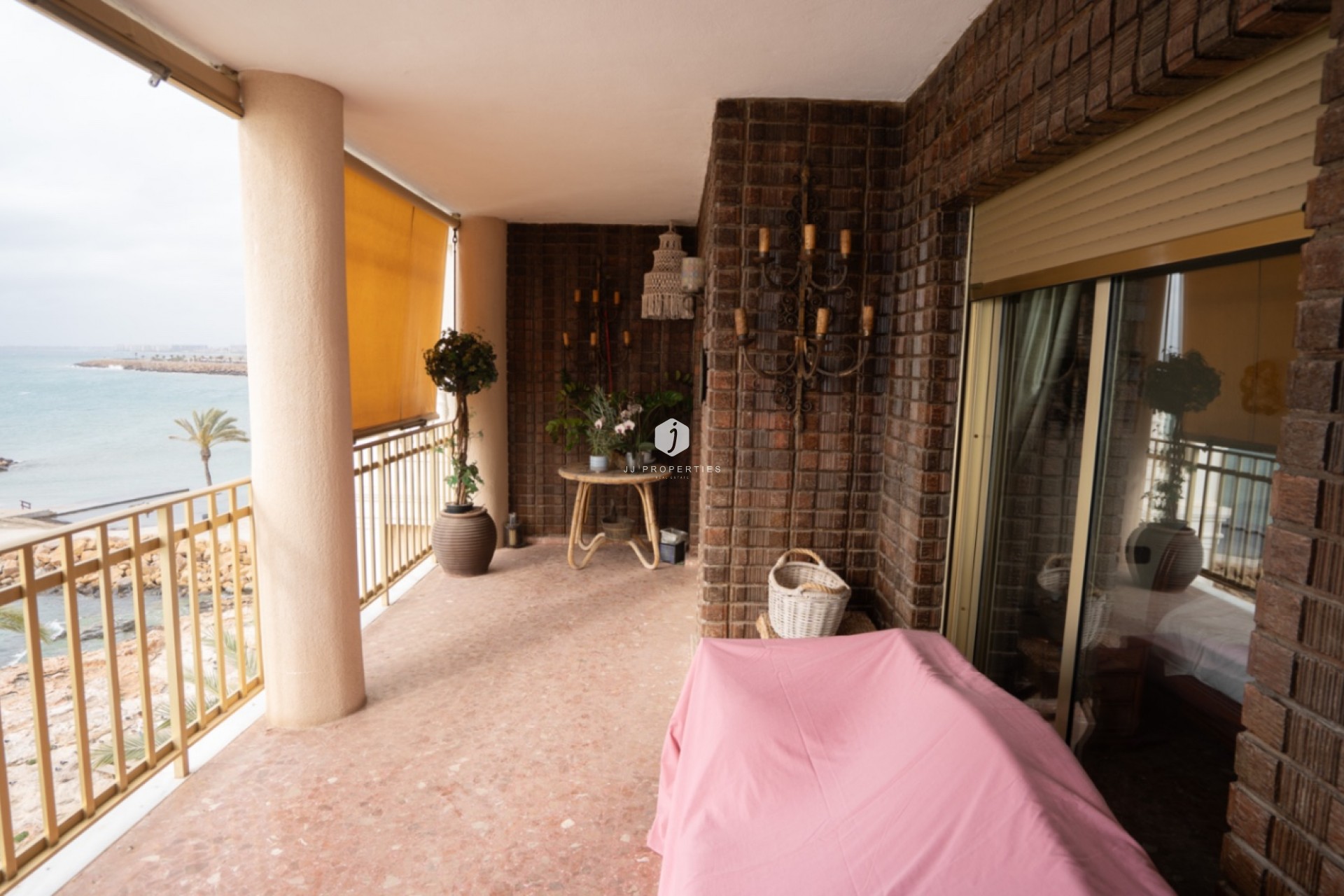 Aus zweiter Hand - Wohnung -
Torrevieja - Costa Blanca