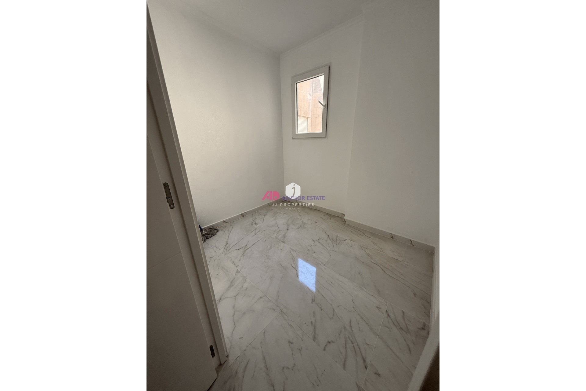 Aus zweiter Hand - Wohnung -
Torrevieja - Costa Blanca