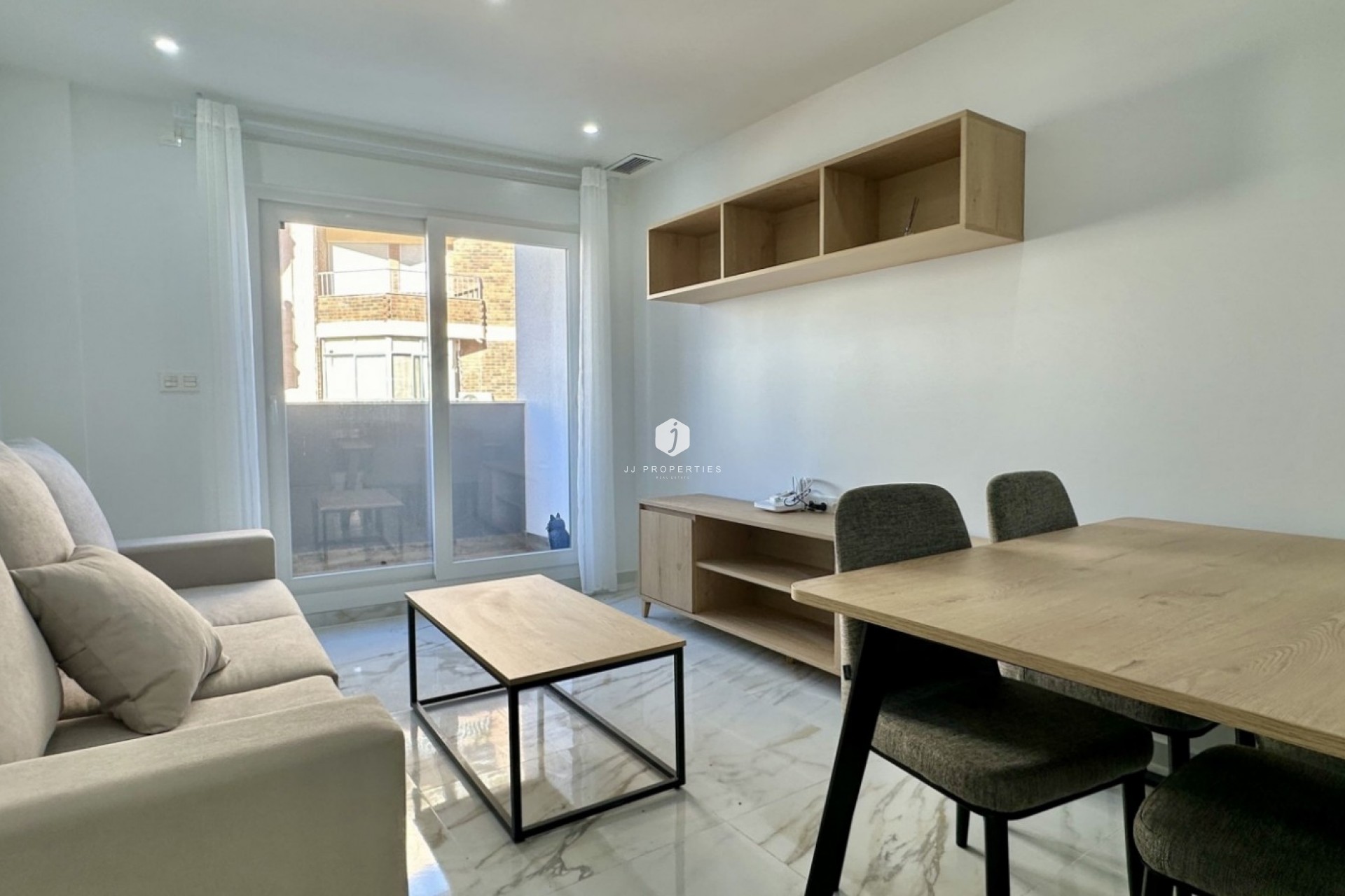 Aus zweiter Hand - Wohnung -
Torrevieja - Costa Blanca