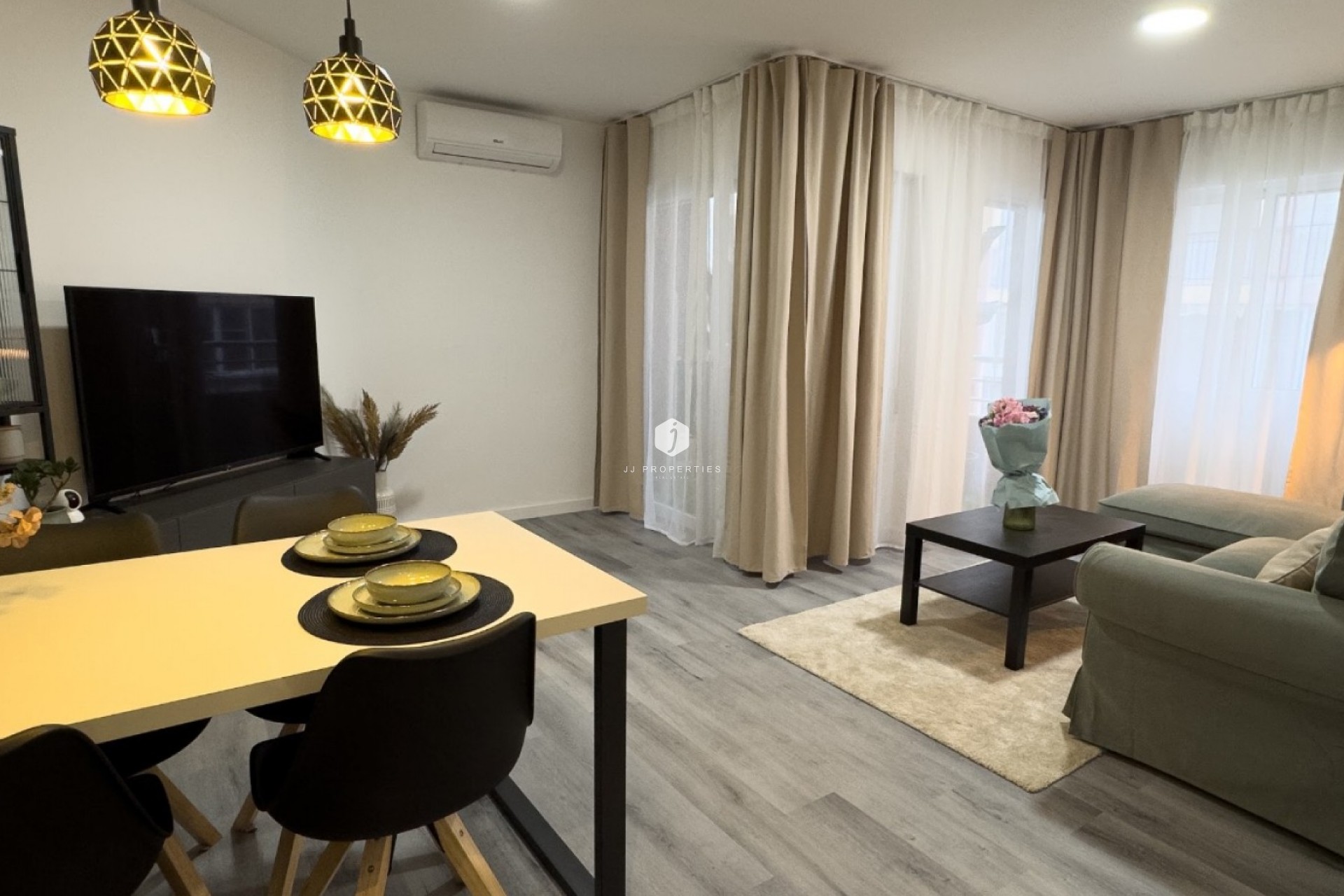 Aus zweiter Hand - Wohnung -
Torrevieja - Costa Blanca