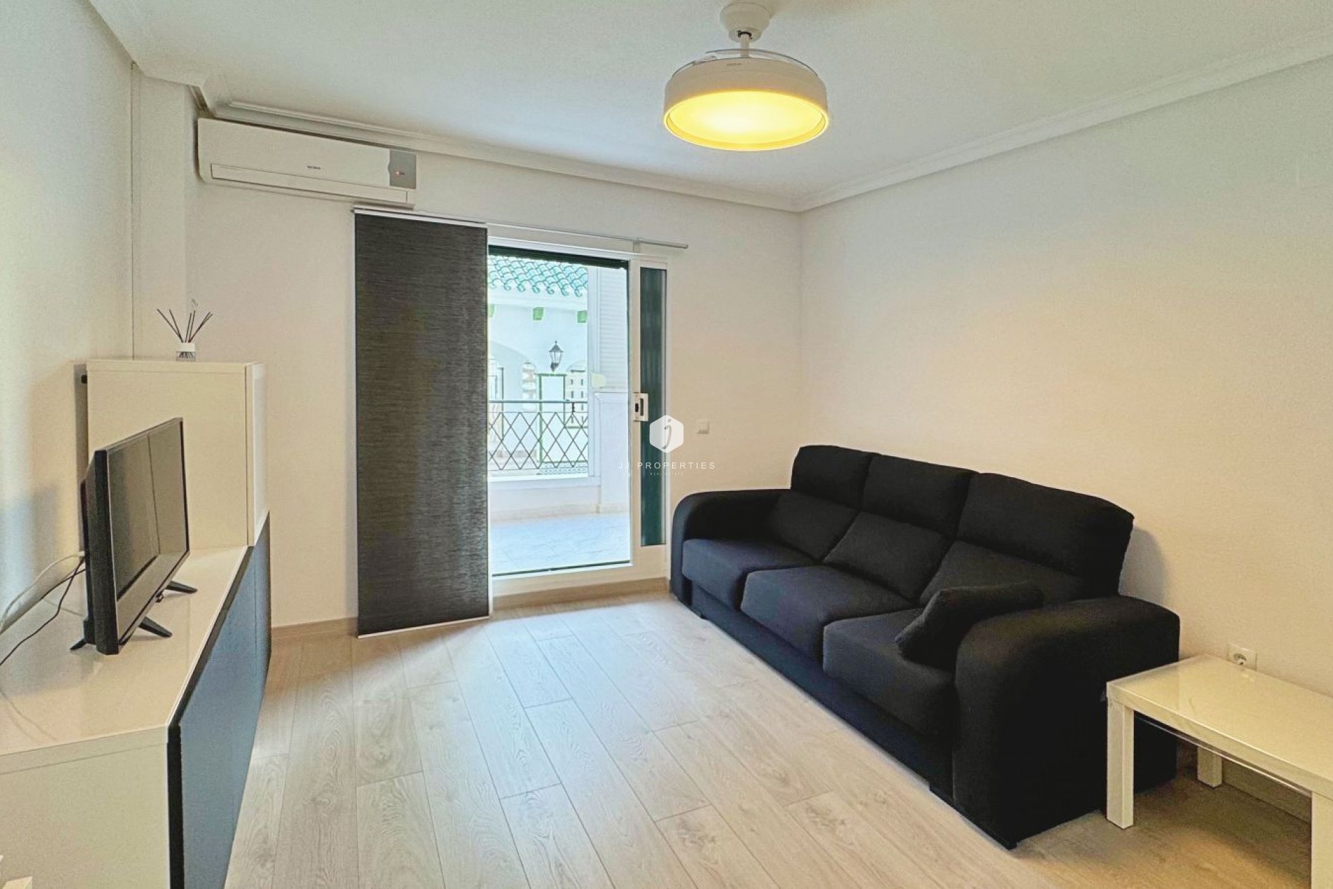 Aus zweiter Hand - Wohnung -
Torrevieja - Costa Blanca