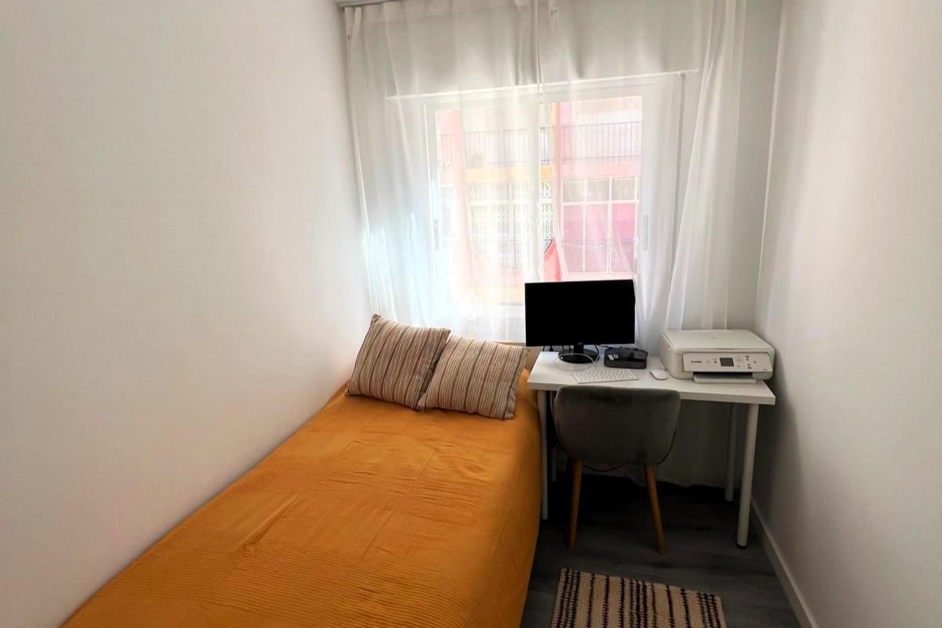 Aus zweiter Hand - Wohnung -
Torrevieja - Curva Del Palangre
