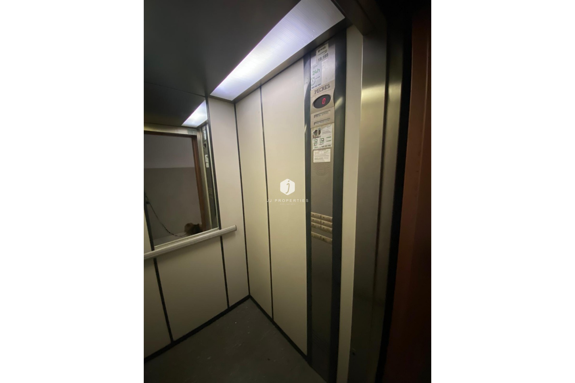 Aus zweiter Hand - Wohnung -
Torrevieja - El molino