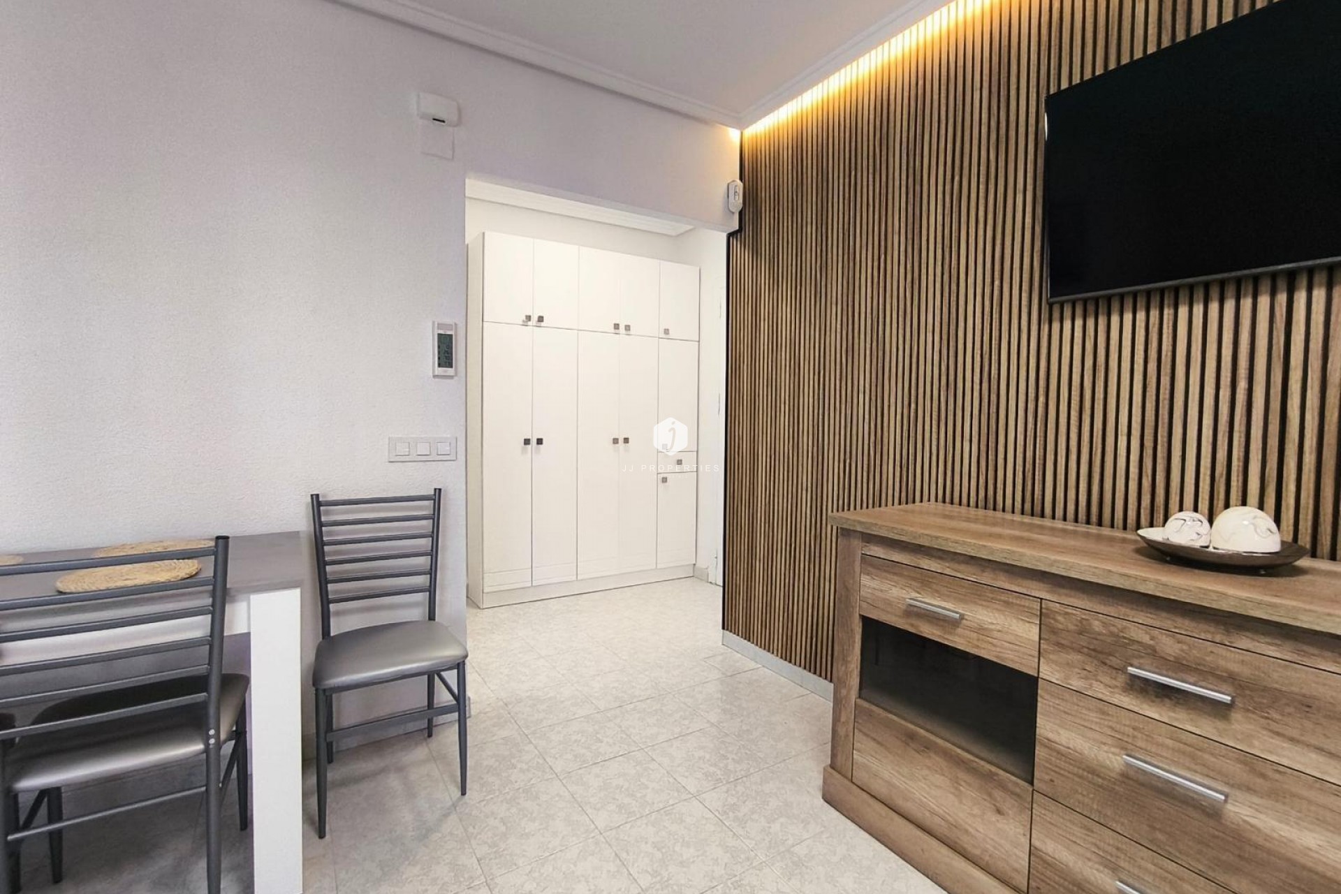 Aus zweiter Hand - Wohnung -
Torrevieja - El molino