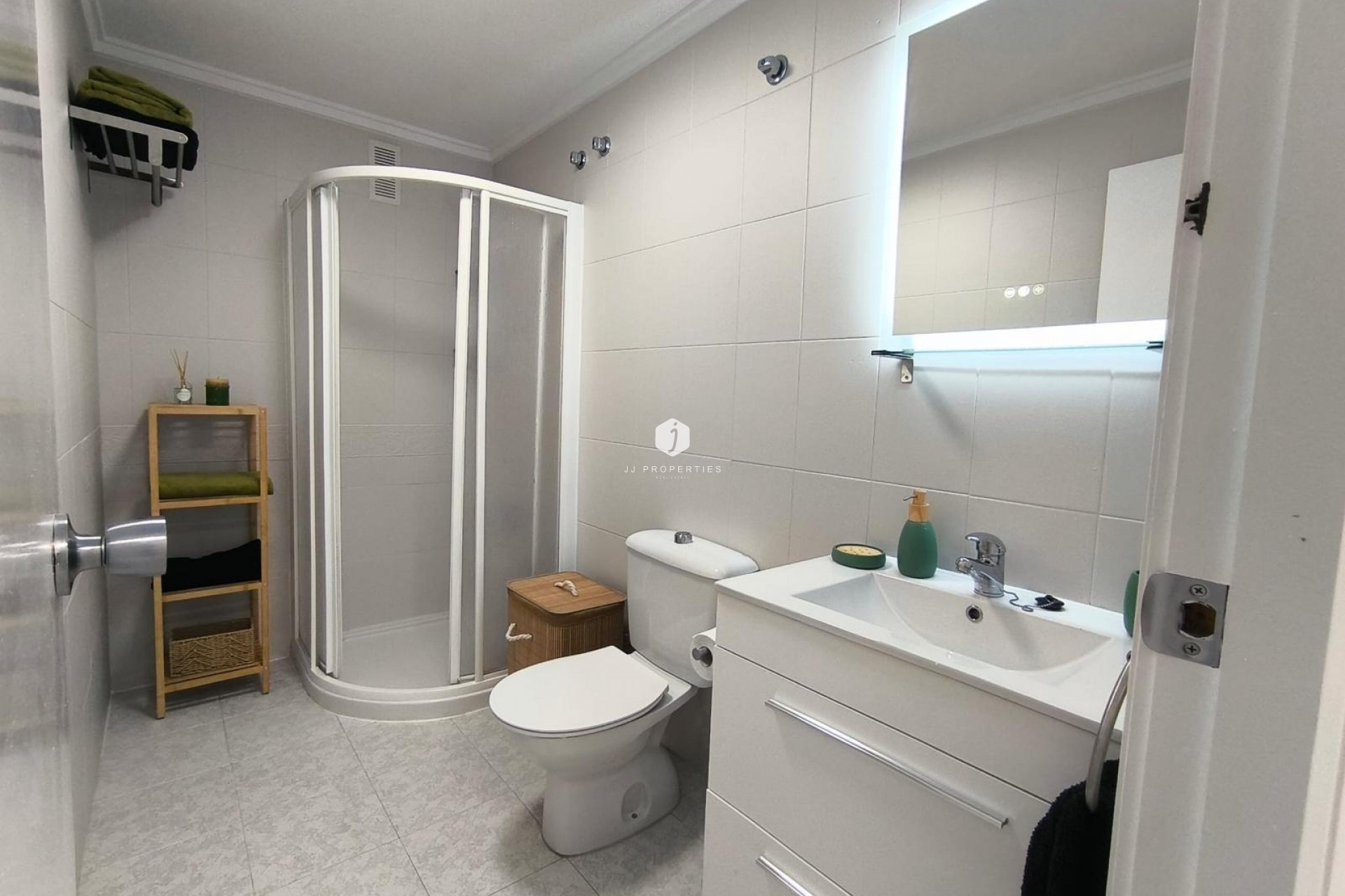 Aus zweiter Hand - Wohnung -
Torrevieja - El molino