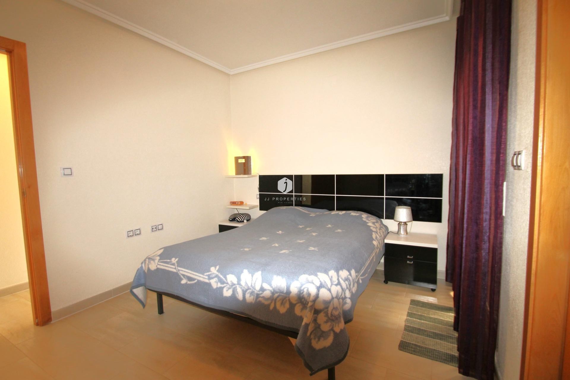 Aus zweiter Hand - Wohnung -
Torrevieja - El molino
