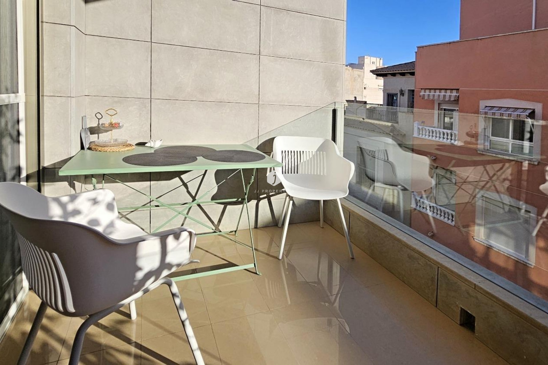 Aus zweiter Hand - Wohnung -
Torrevieja - Estacion de autobuses